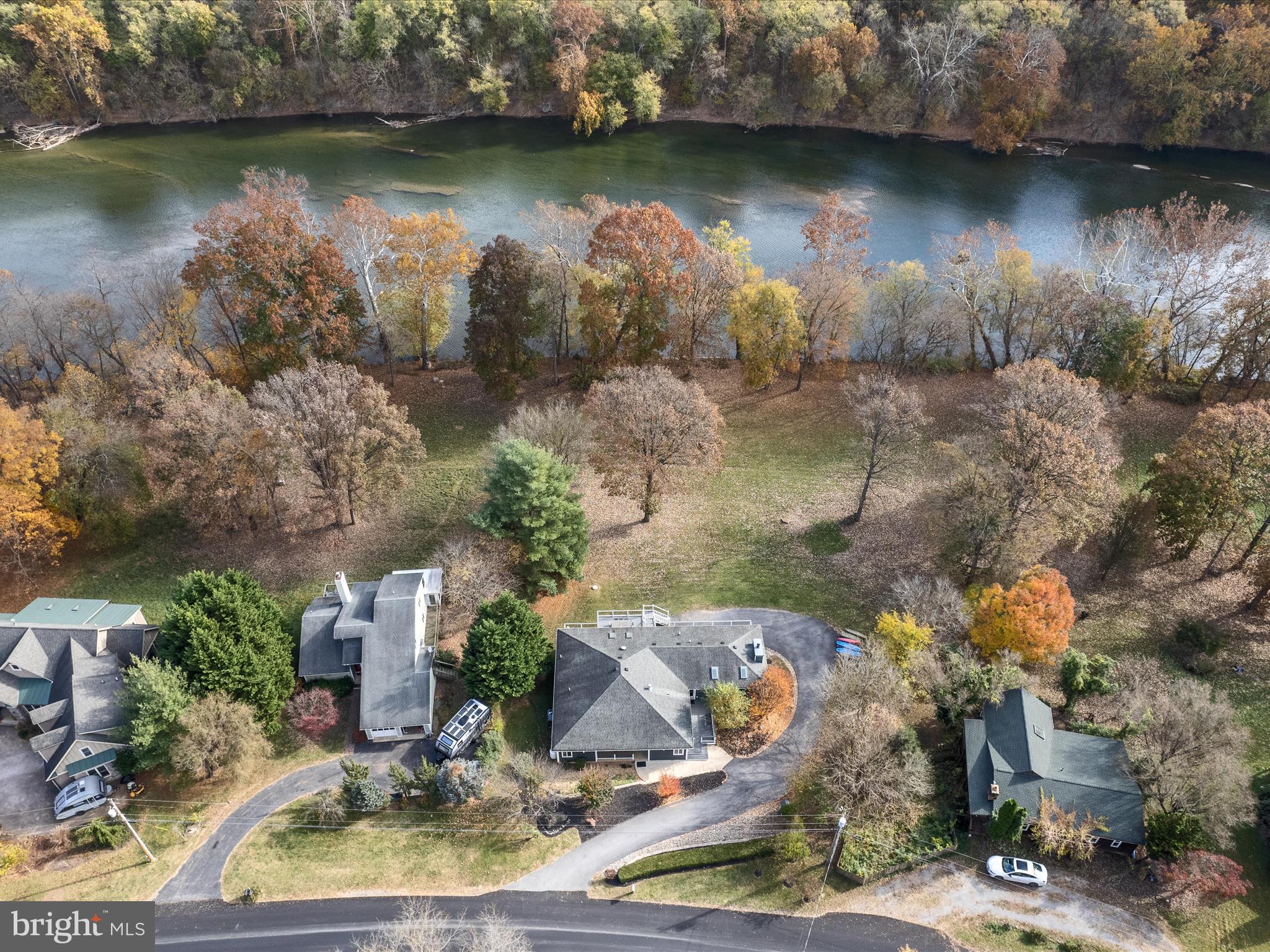 AVON BEND - Residential