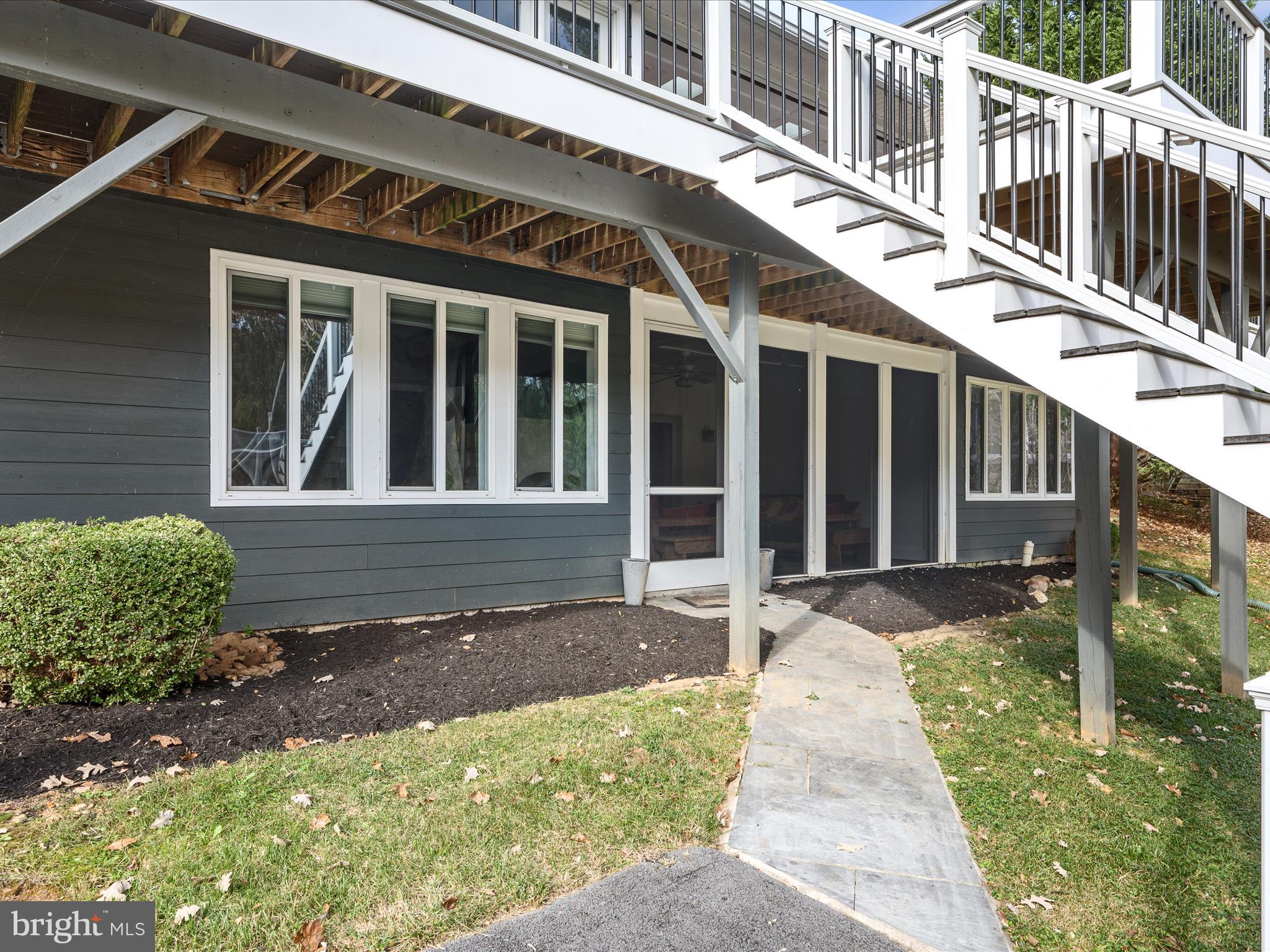 AVON BEND - Residential