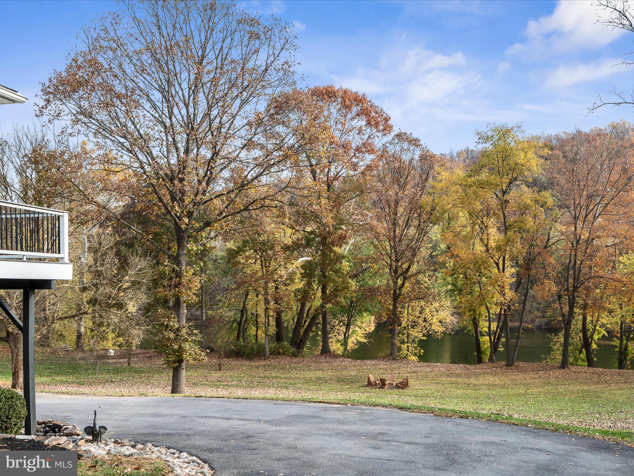 AVON BEND - Residential