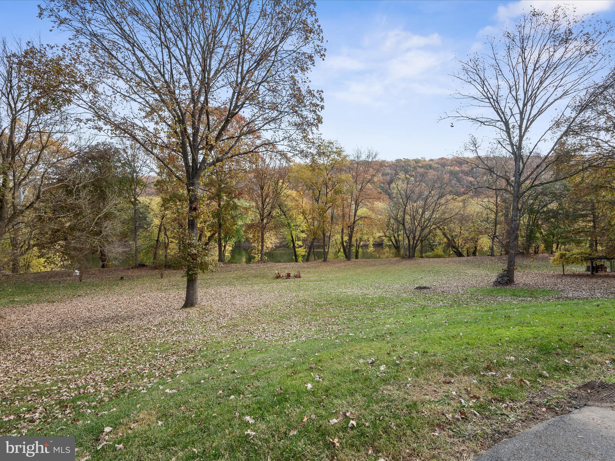 AVON BEND - Residential