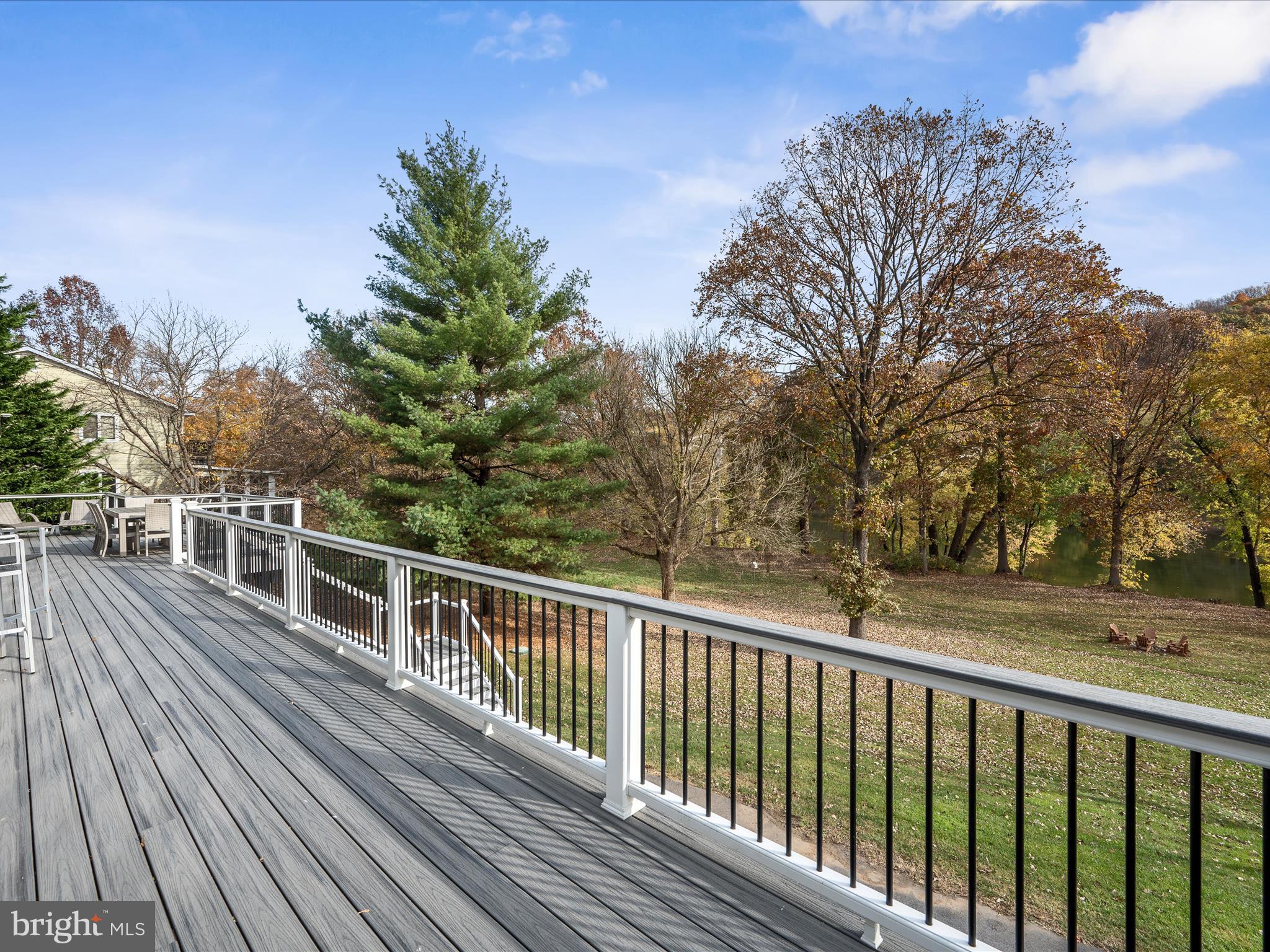 AVON BEND - Residential