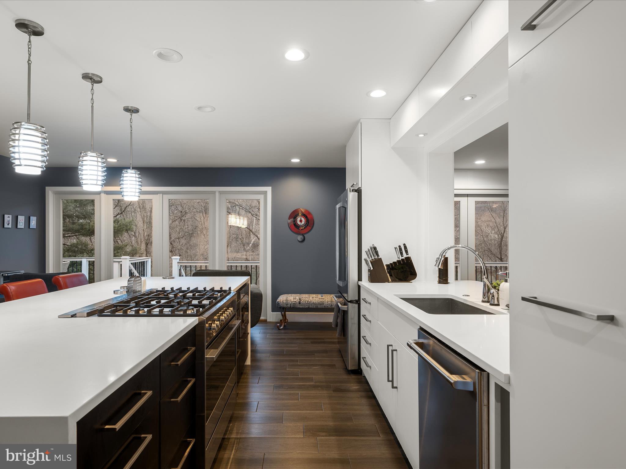 AVON BEND - Residential