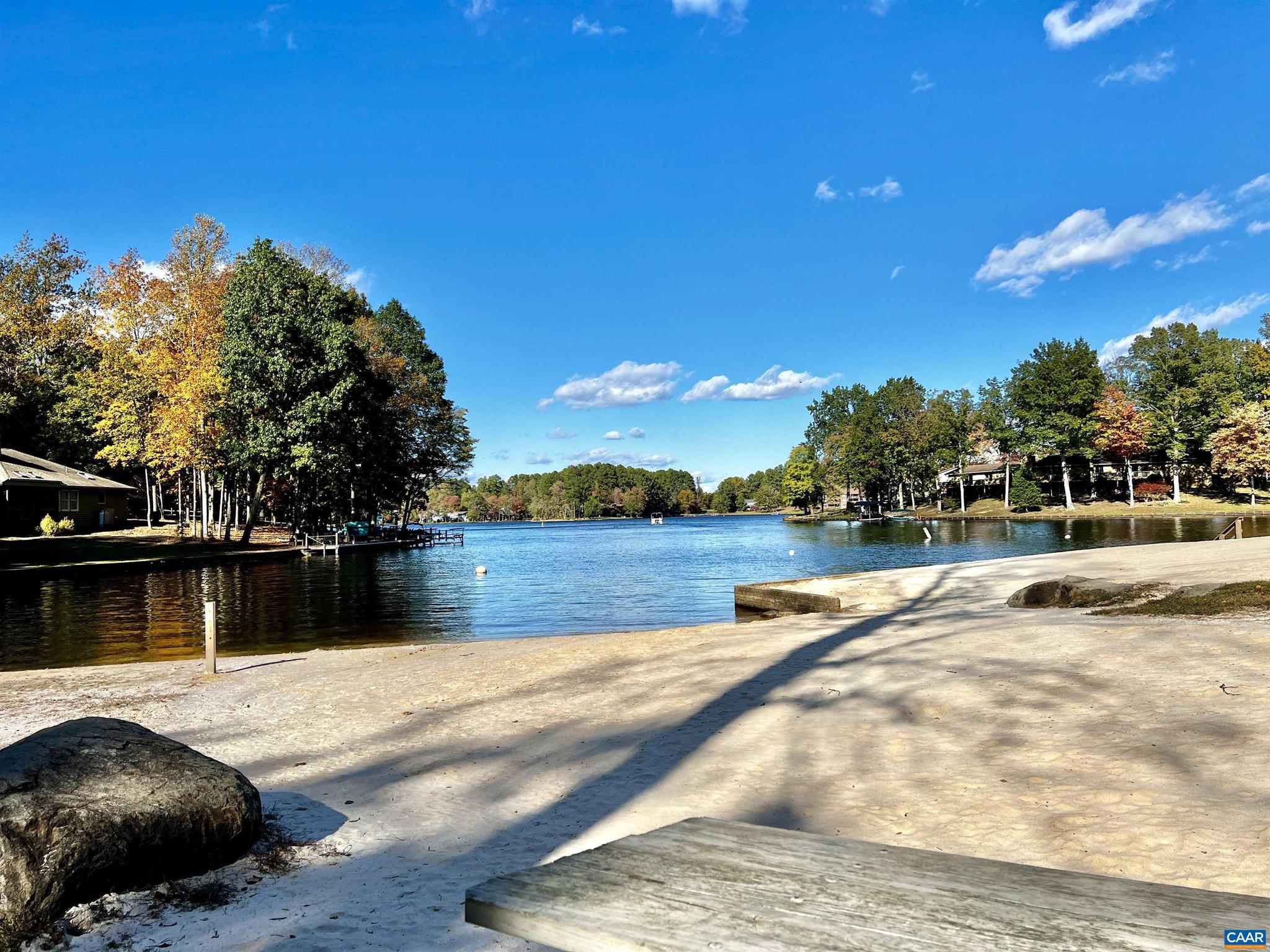 LAKE MONTICELLO - Residential