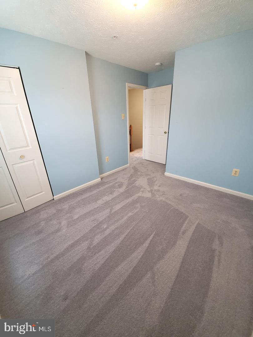 BRIGHTFIELD - Residential Lease