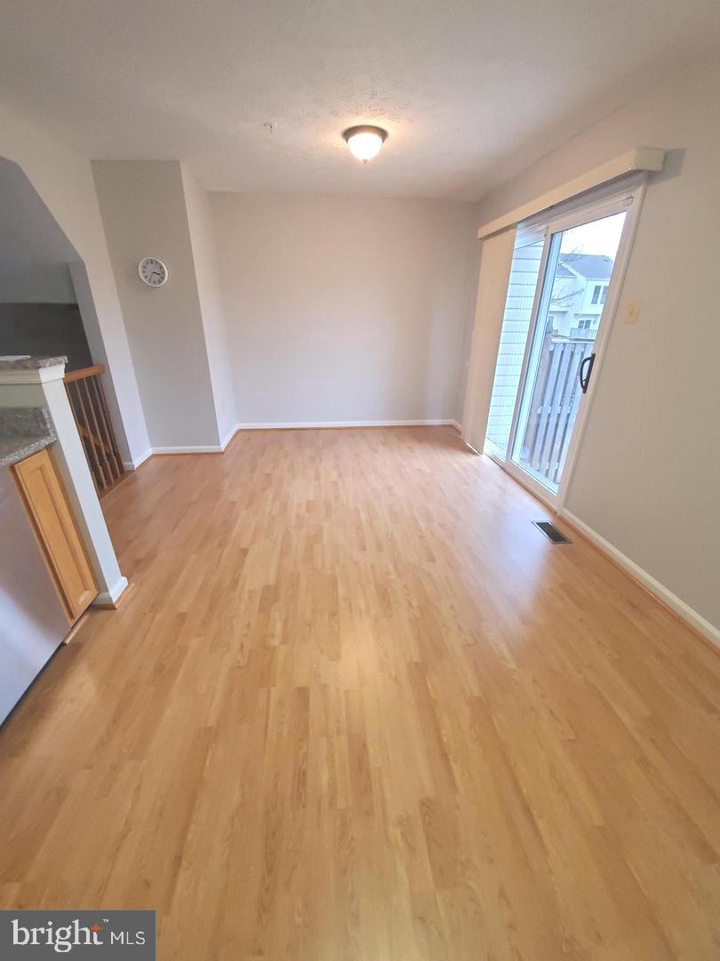 BRIGHTFIELD - Residential Lease