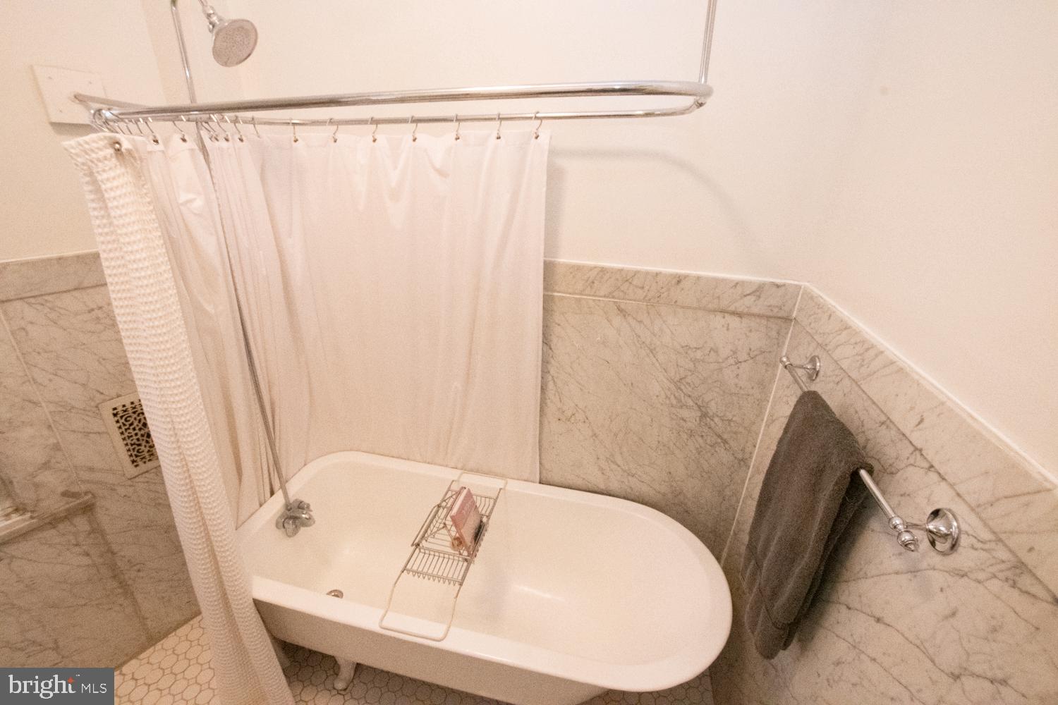 RESERVOIR HILL HISTORIC DISTRICT - Residential