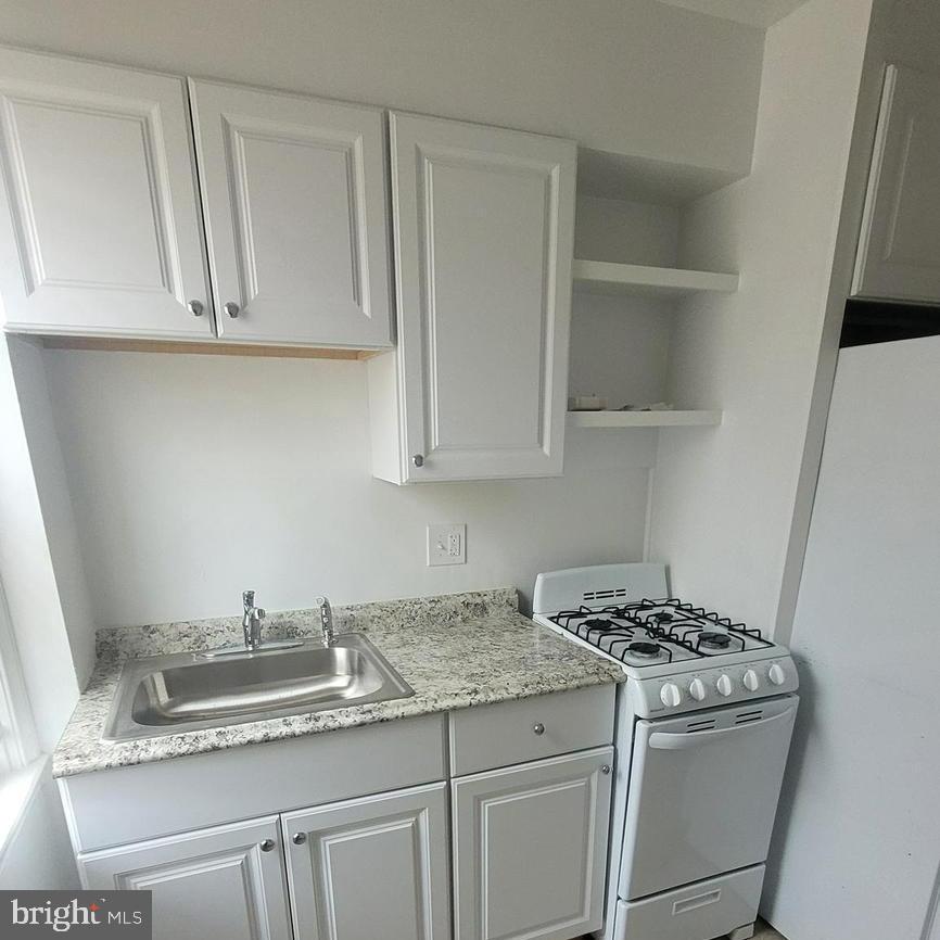 BELAIR-EDISON - Residential Lease