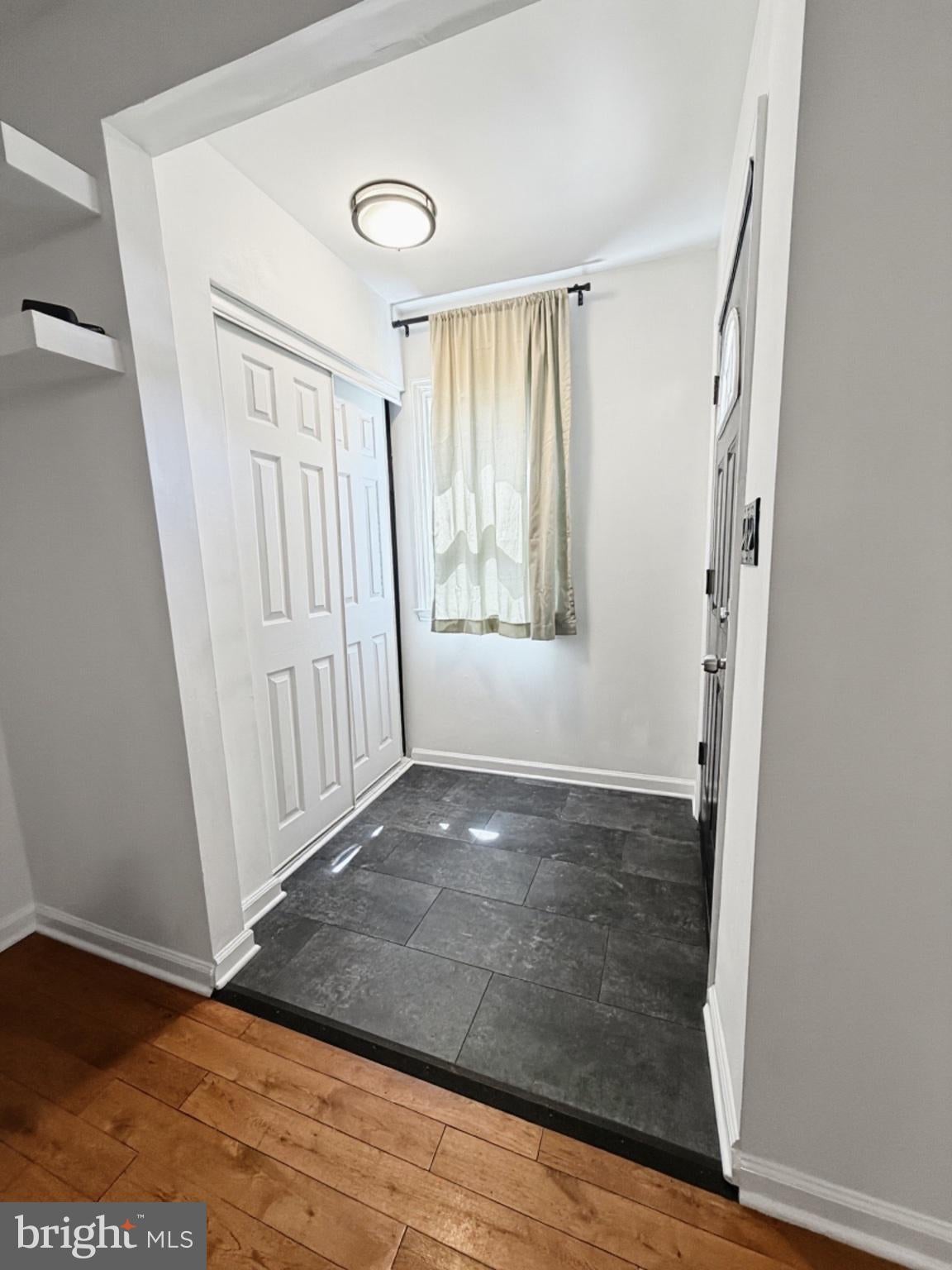 32 ETHAN ALLEN COURT