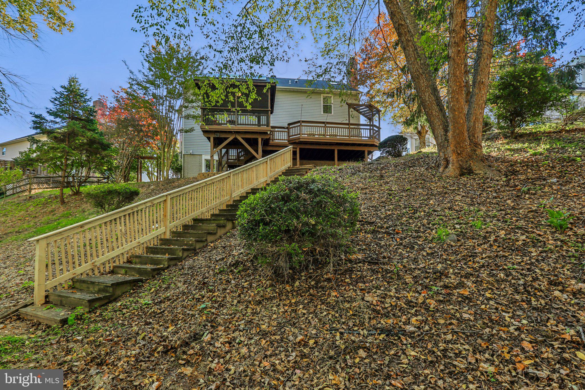 COUNTRY WALK - Residential