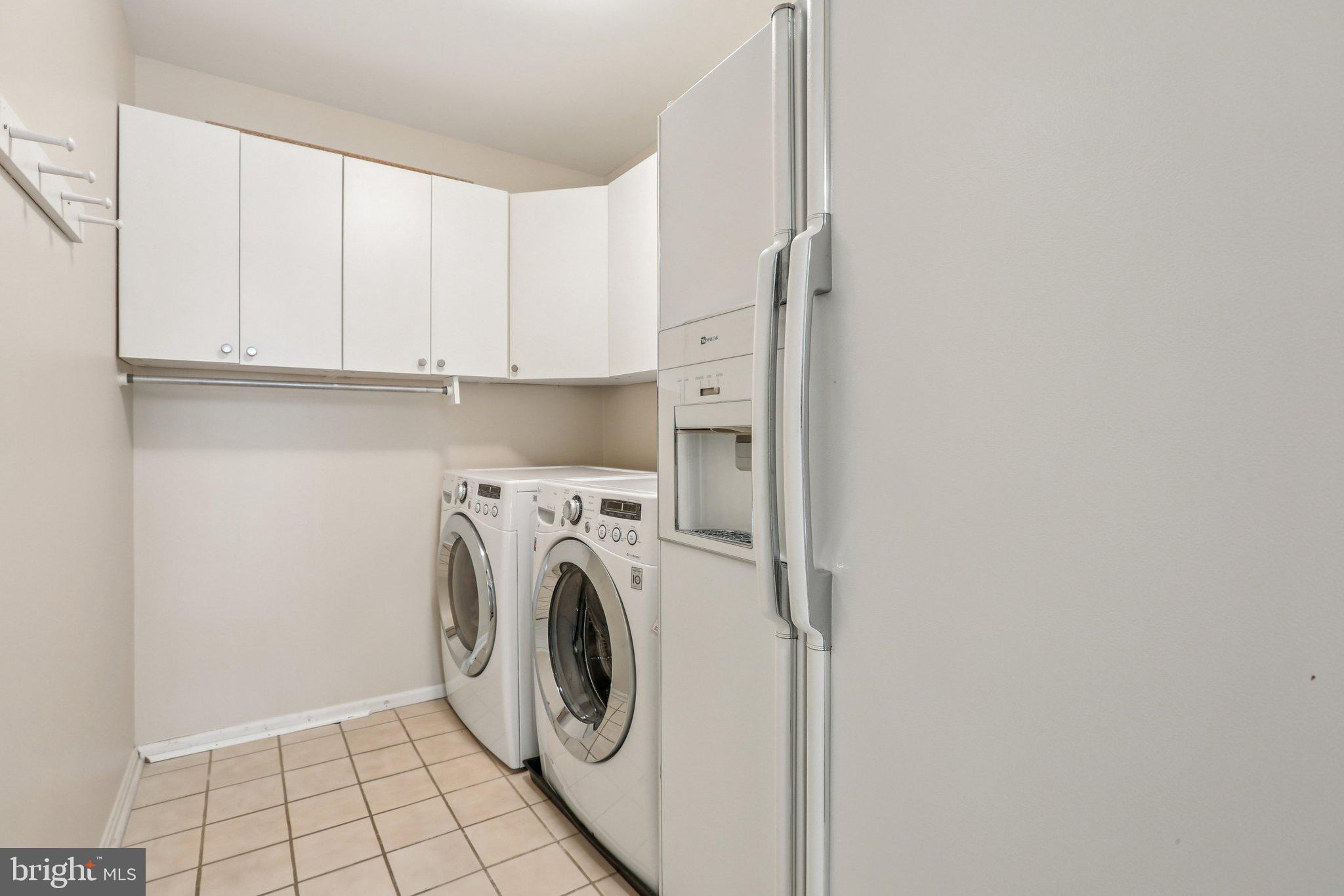 COUNTRY WALK - Residential