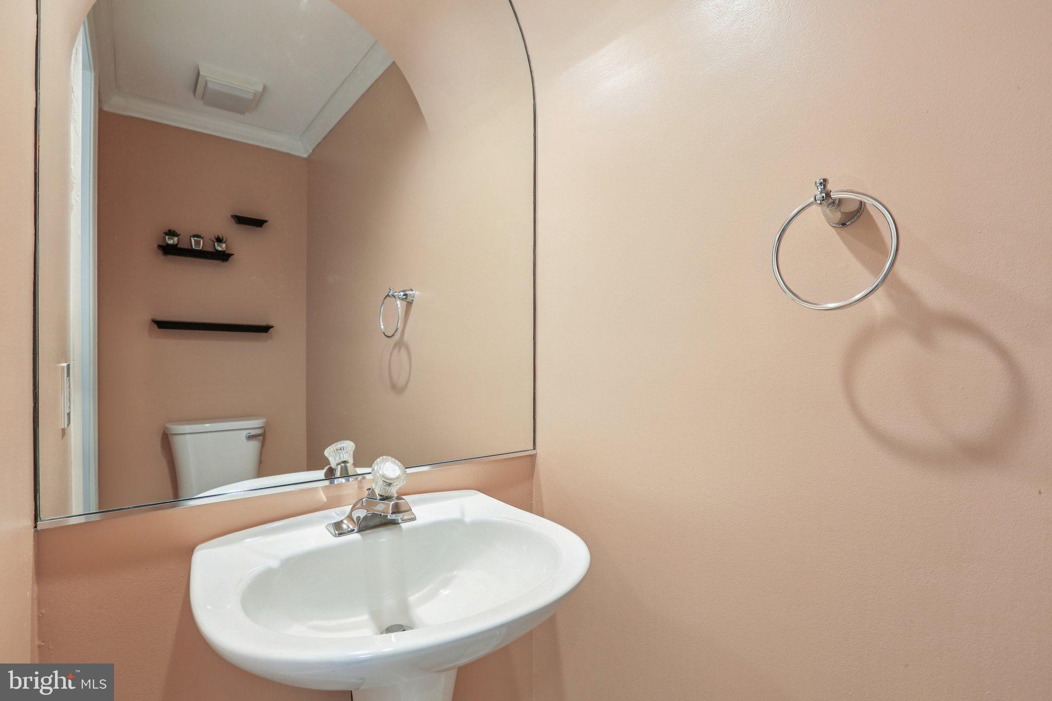 COUNTRY WALK - Residential