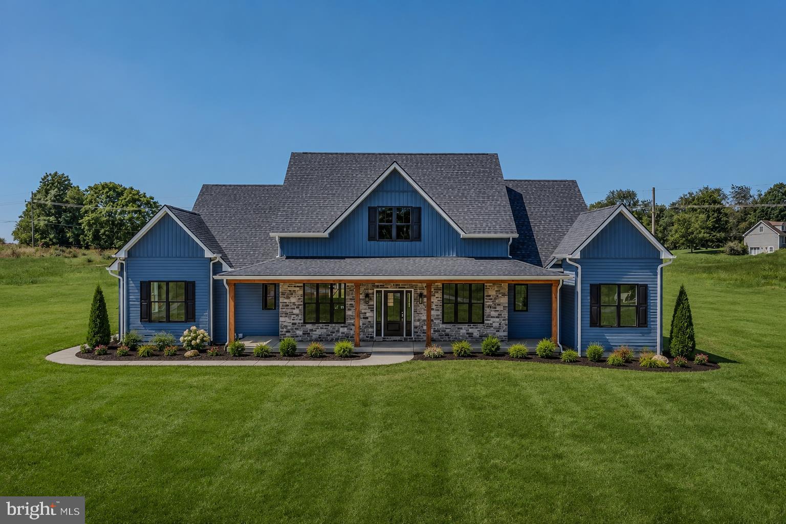 106 OAK CREST DRIVE