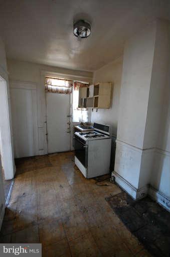 WESTPORT - Residential