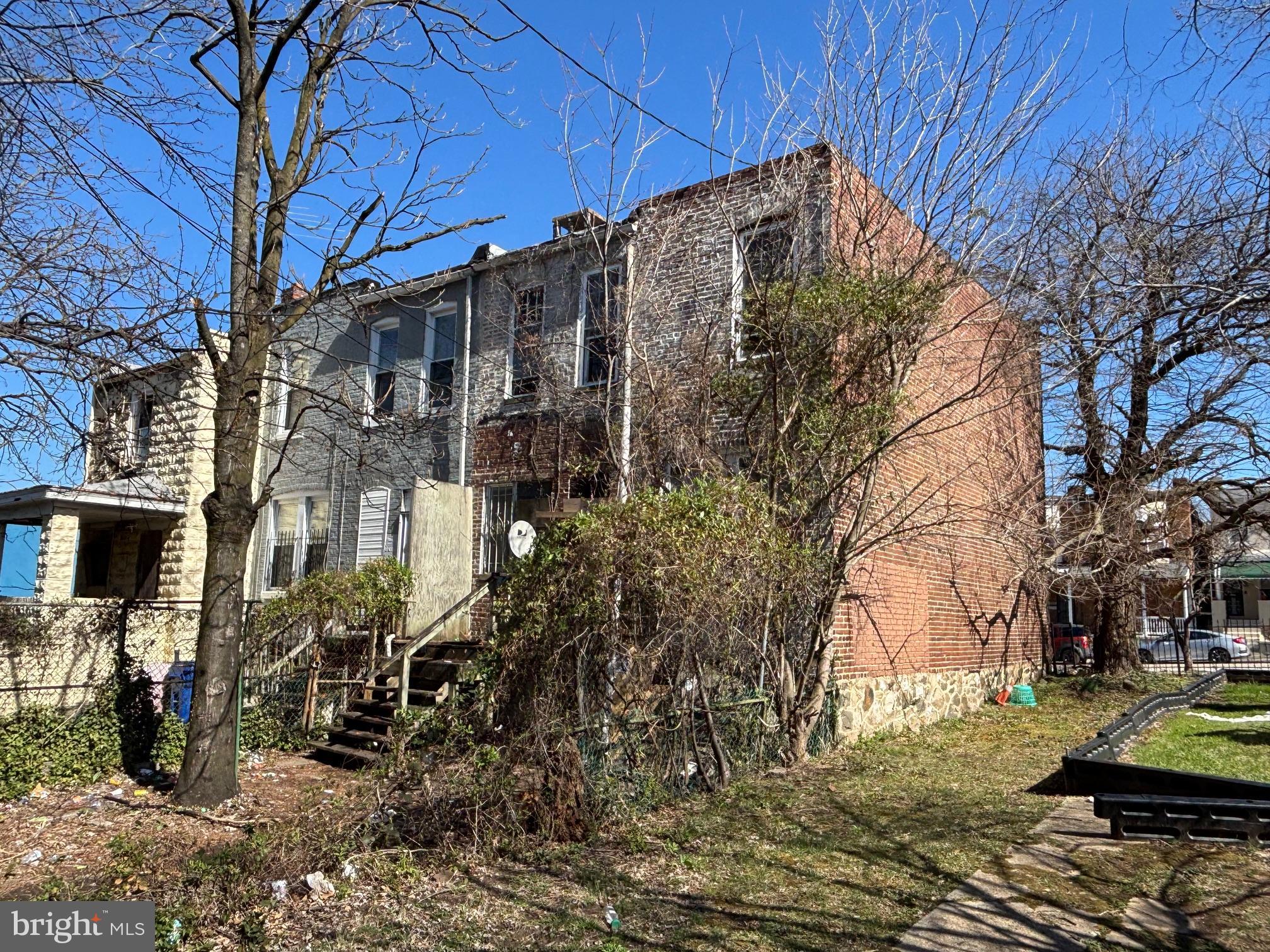 WESTPORT - Residential