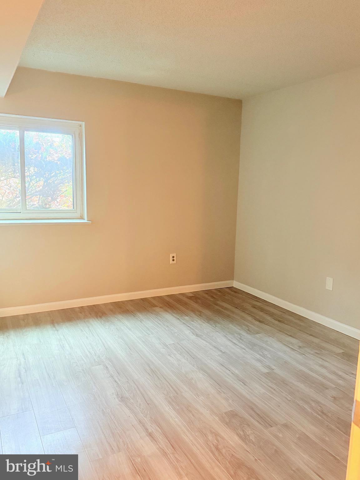 SPRINGWOOD - Residential Lease