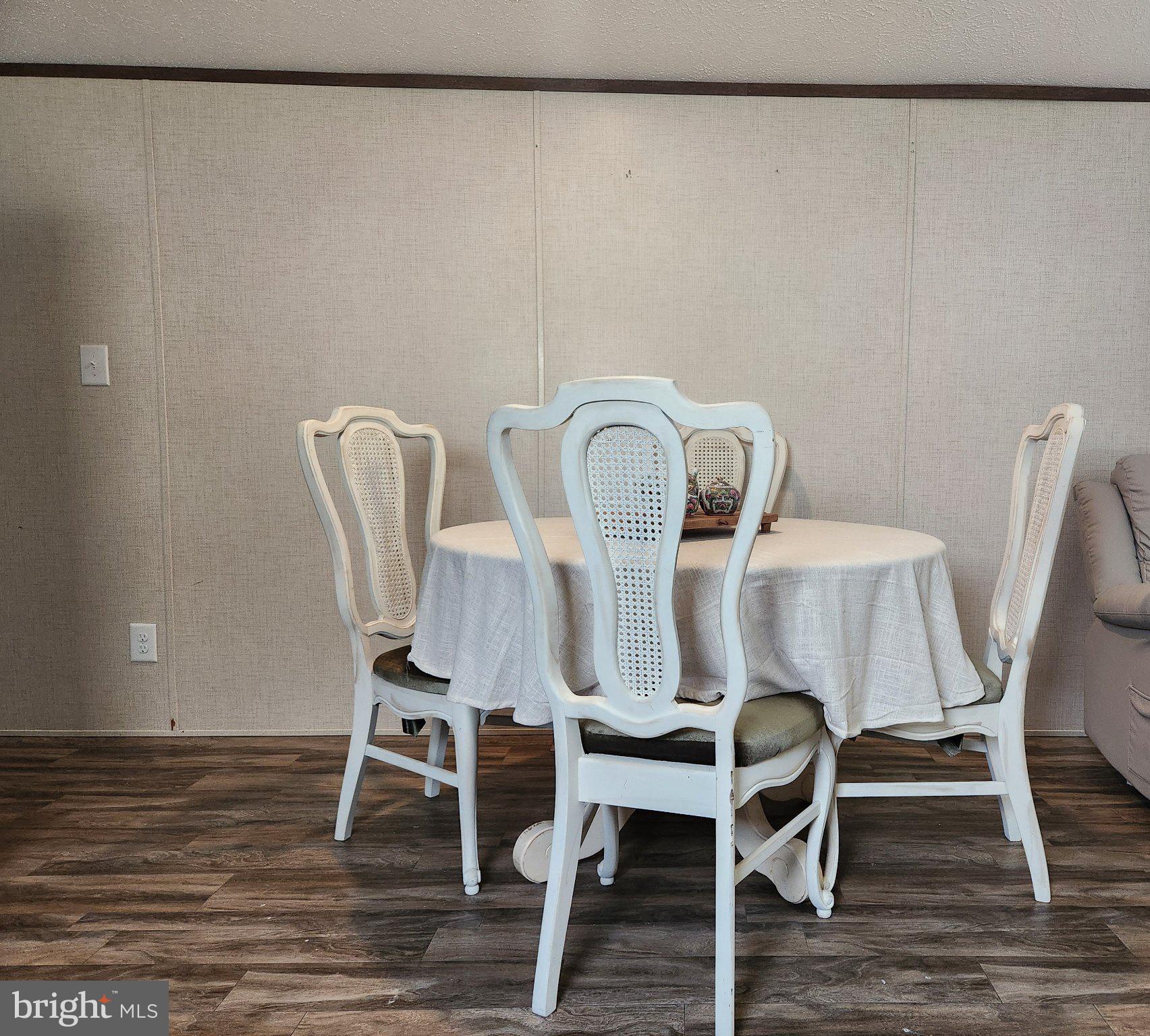 122 BOXWOOD ROAD