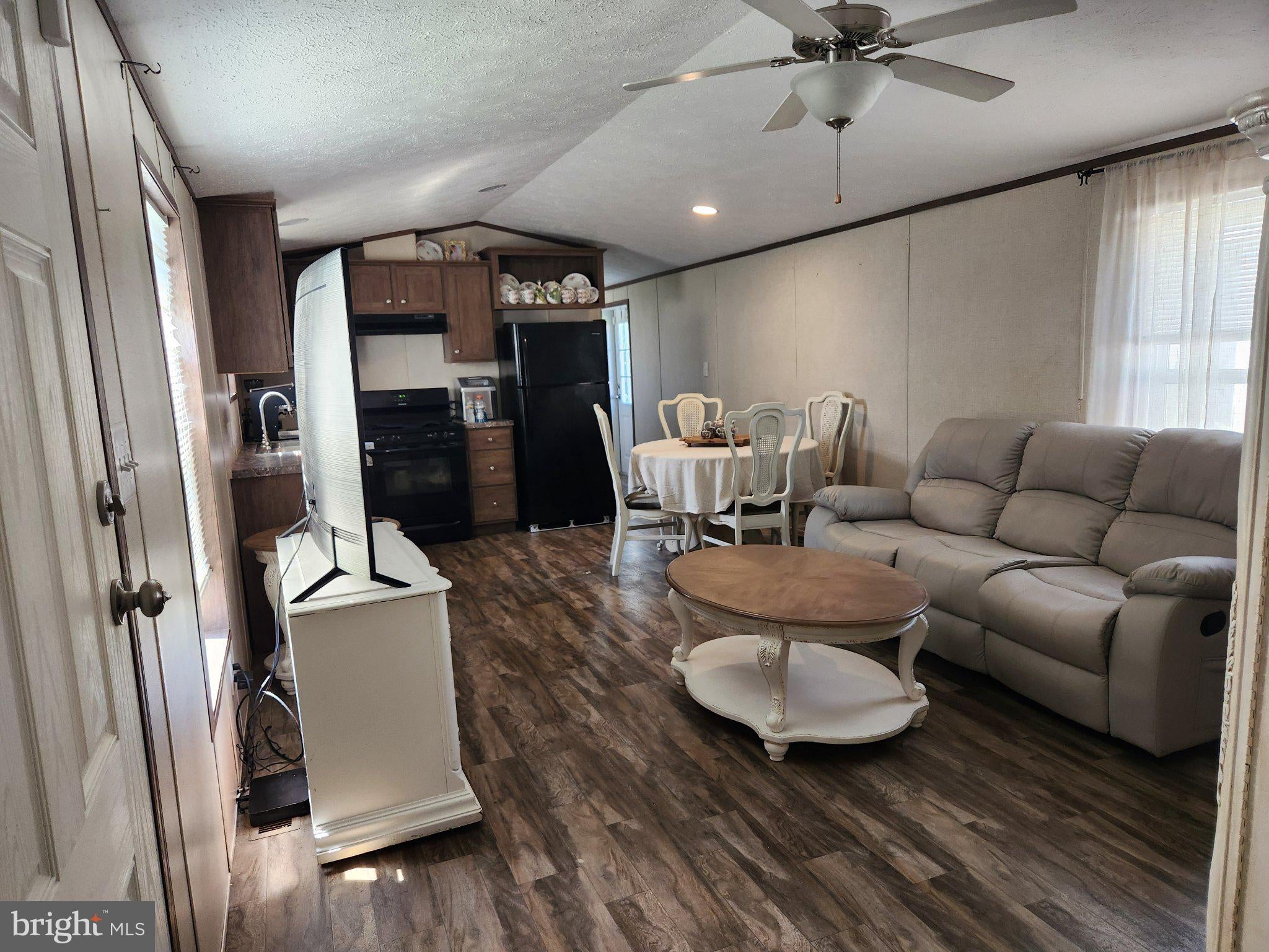 122 BOXWOOD ROAD