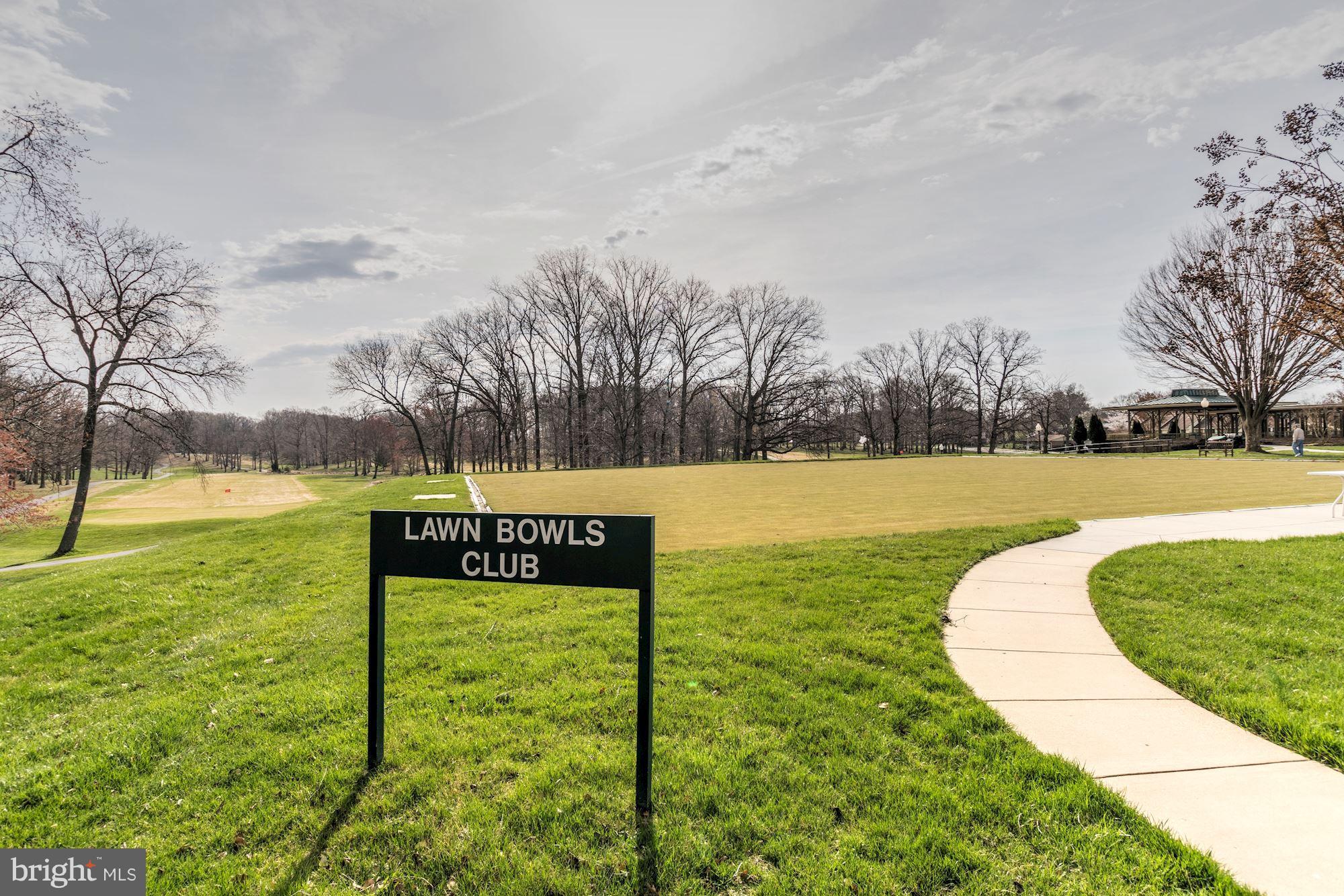 FAIRWAYS NORTH - Residential