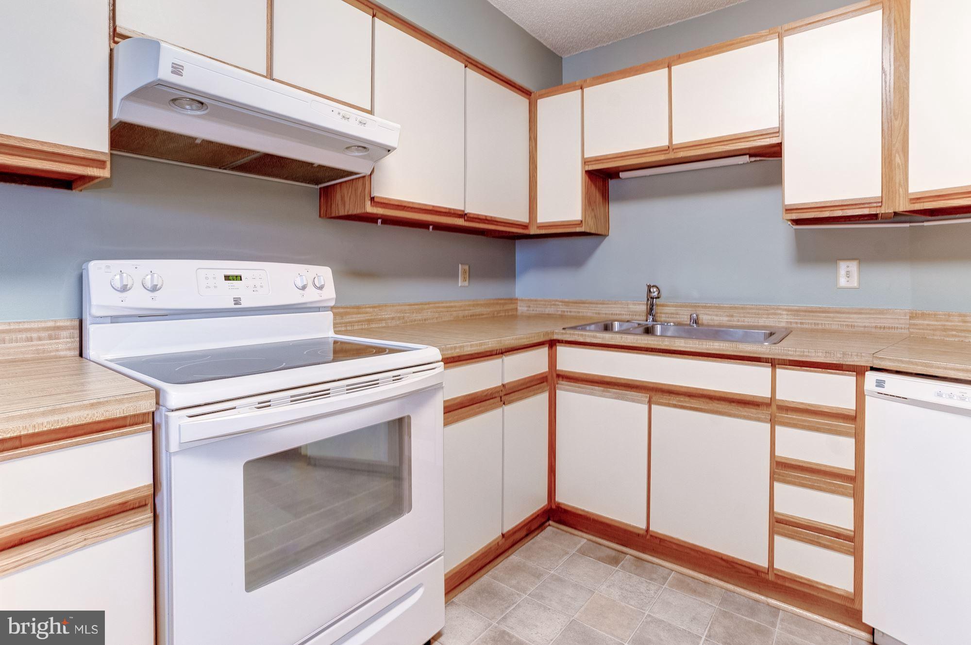 FAIRWAYS NORTH - Residential