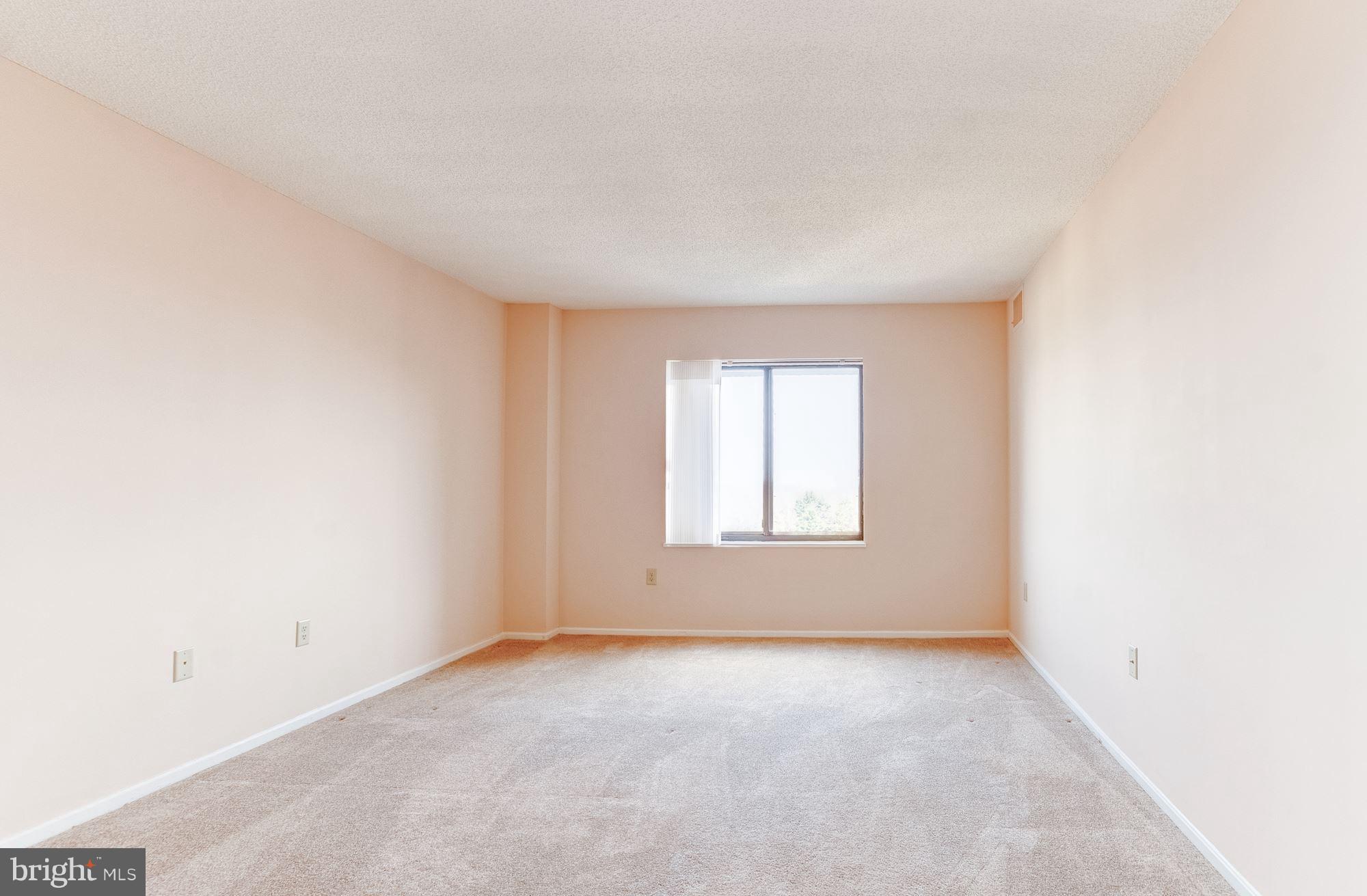 FAIRWAYS NORTH - Residential