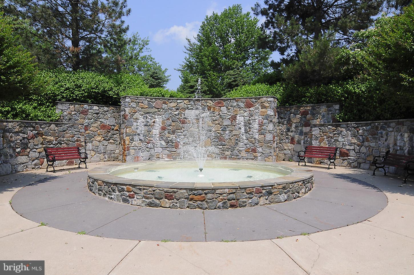 FAIRWAYS NORTH - Residential