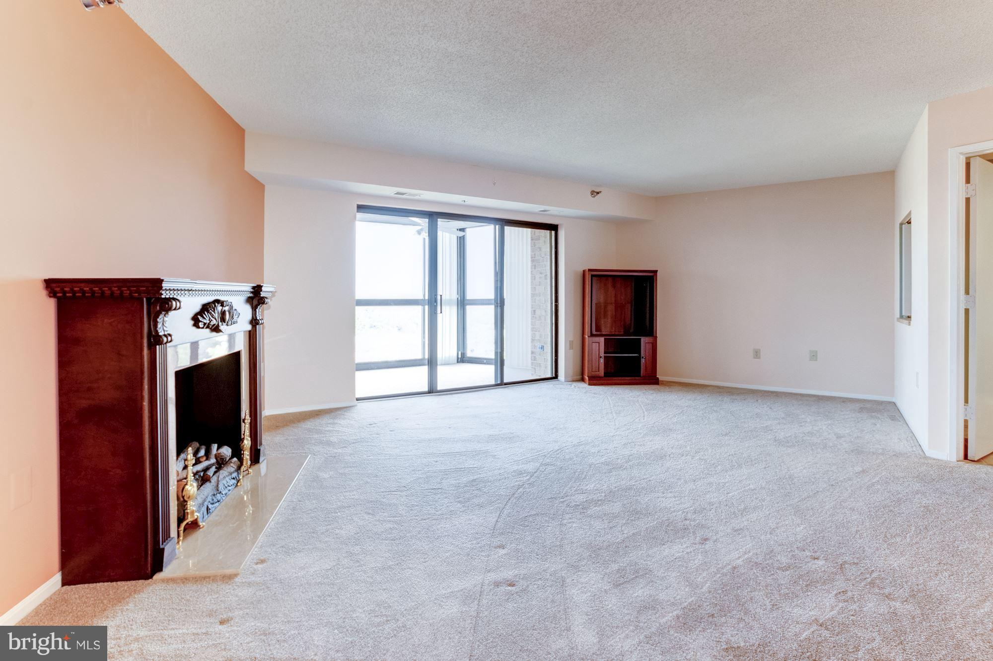 FAIRWAYS NORTH - Residential