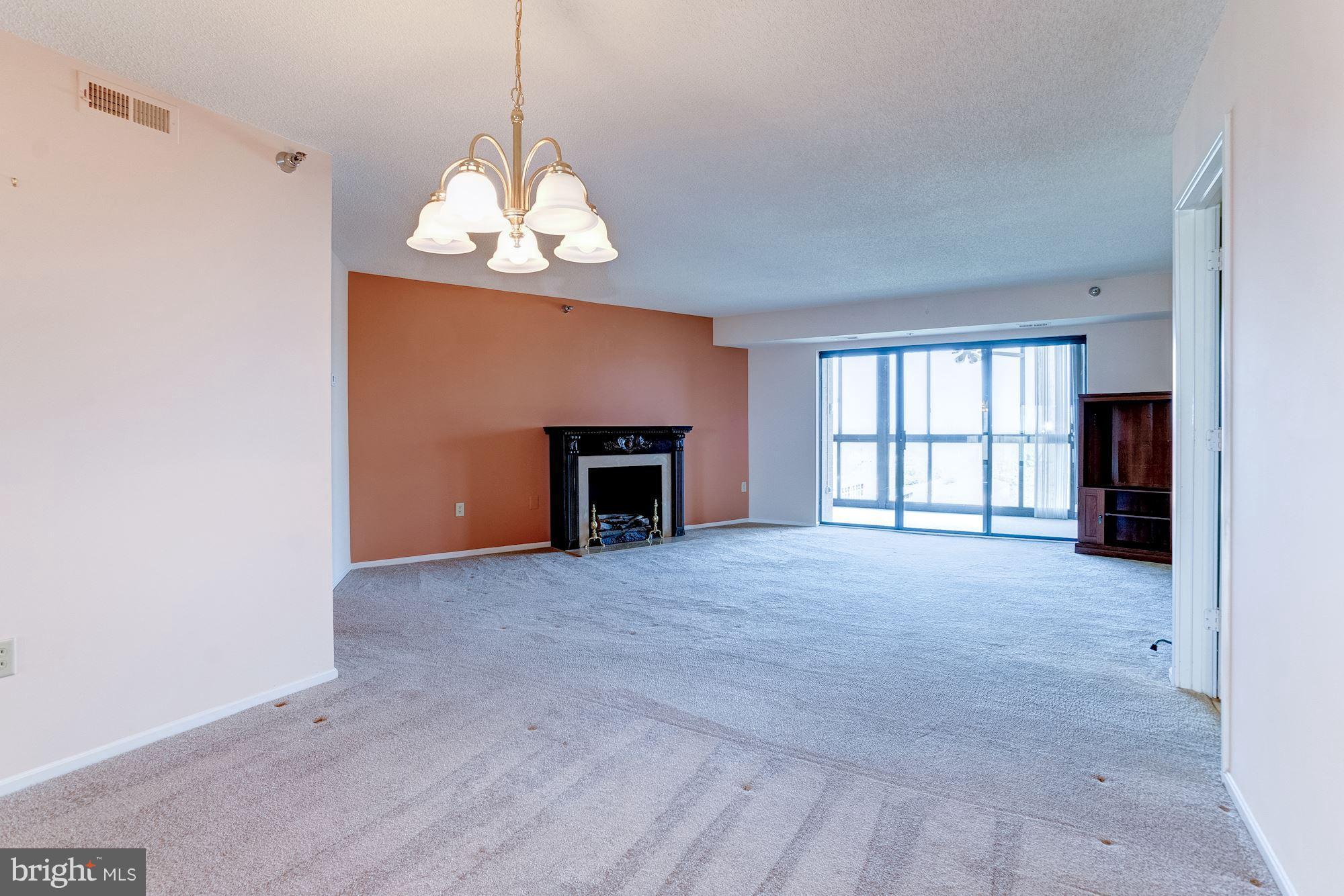 FAIRWAYS NORTH - Residential