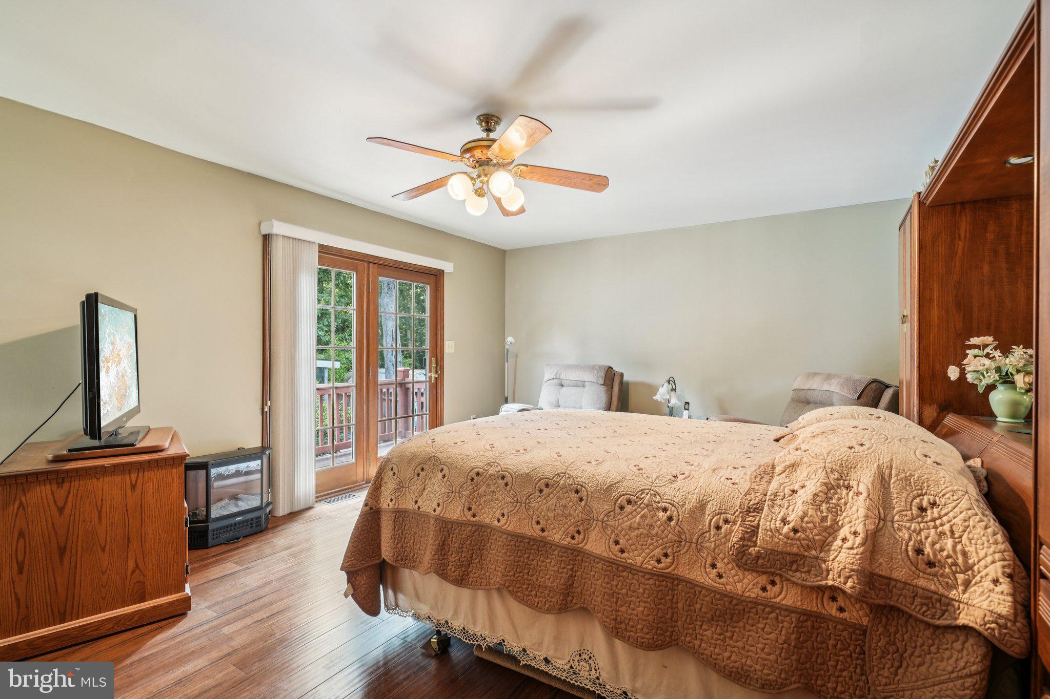 MILLVILLE - Residential