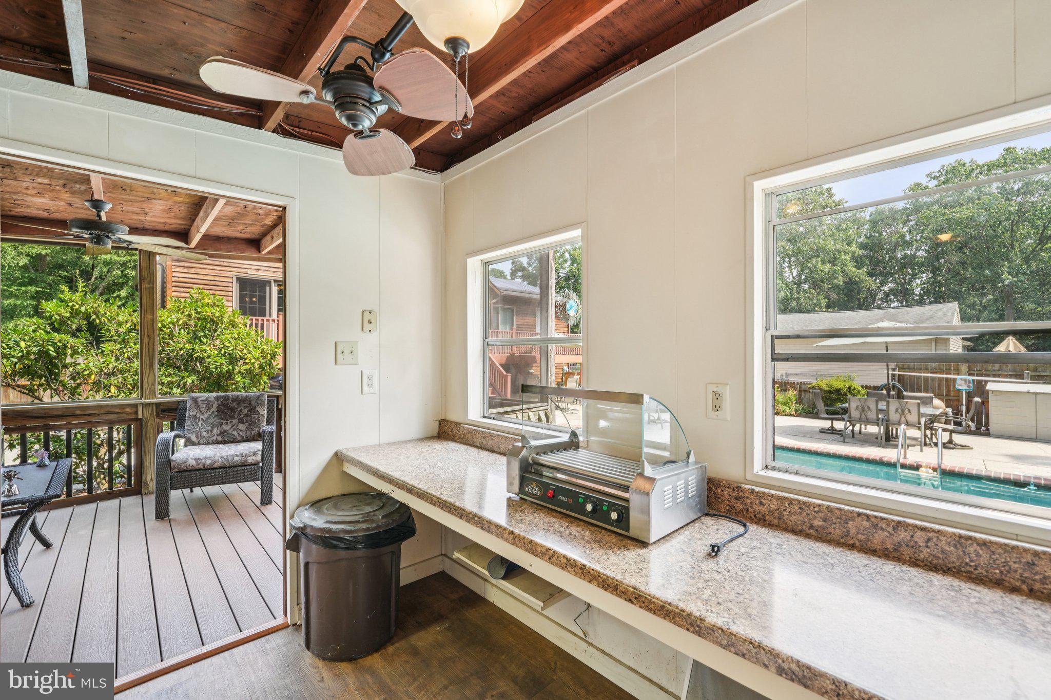 MILLVILLE - Residential