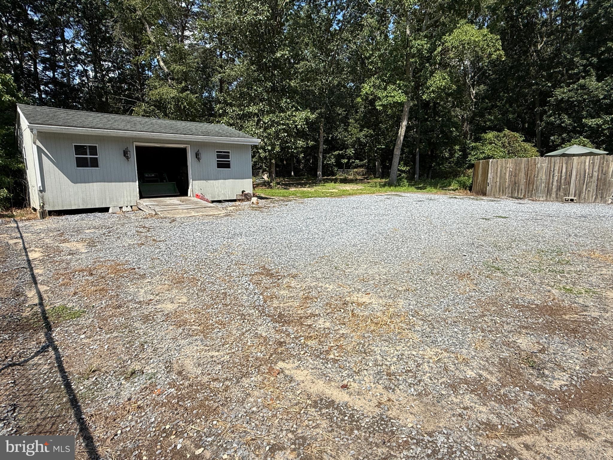 MILLVILLE - Residential