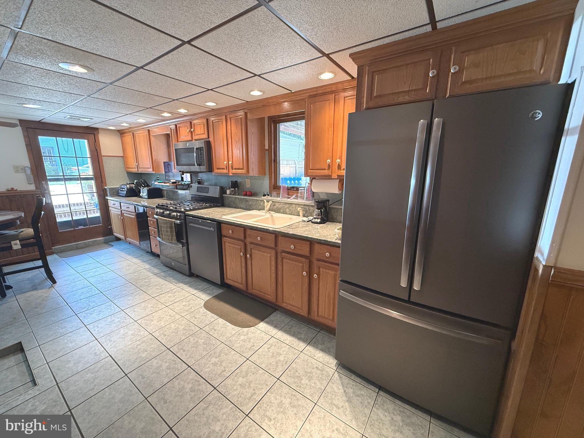 MILLVILLE - Residential