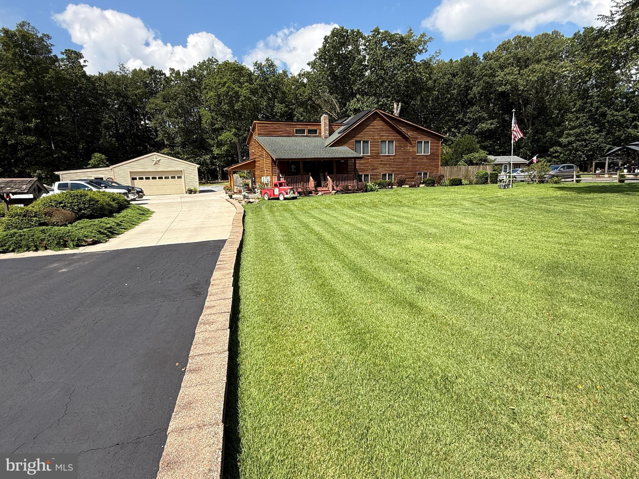 MILLVILLE - Residential