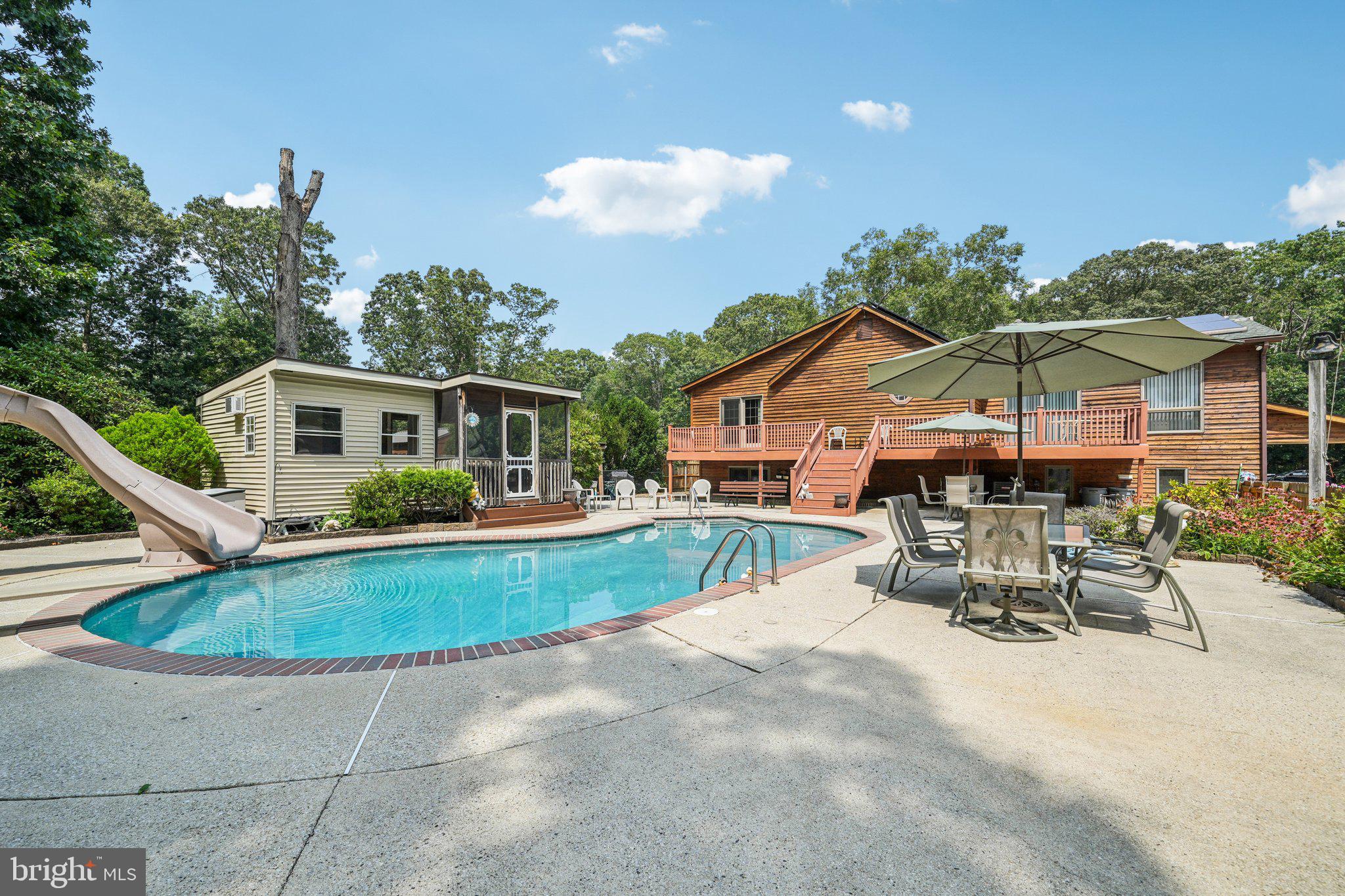 MILLVILLE - Residential