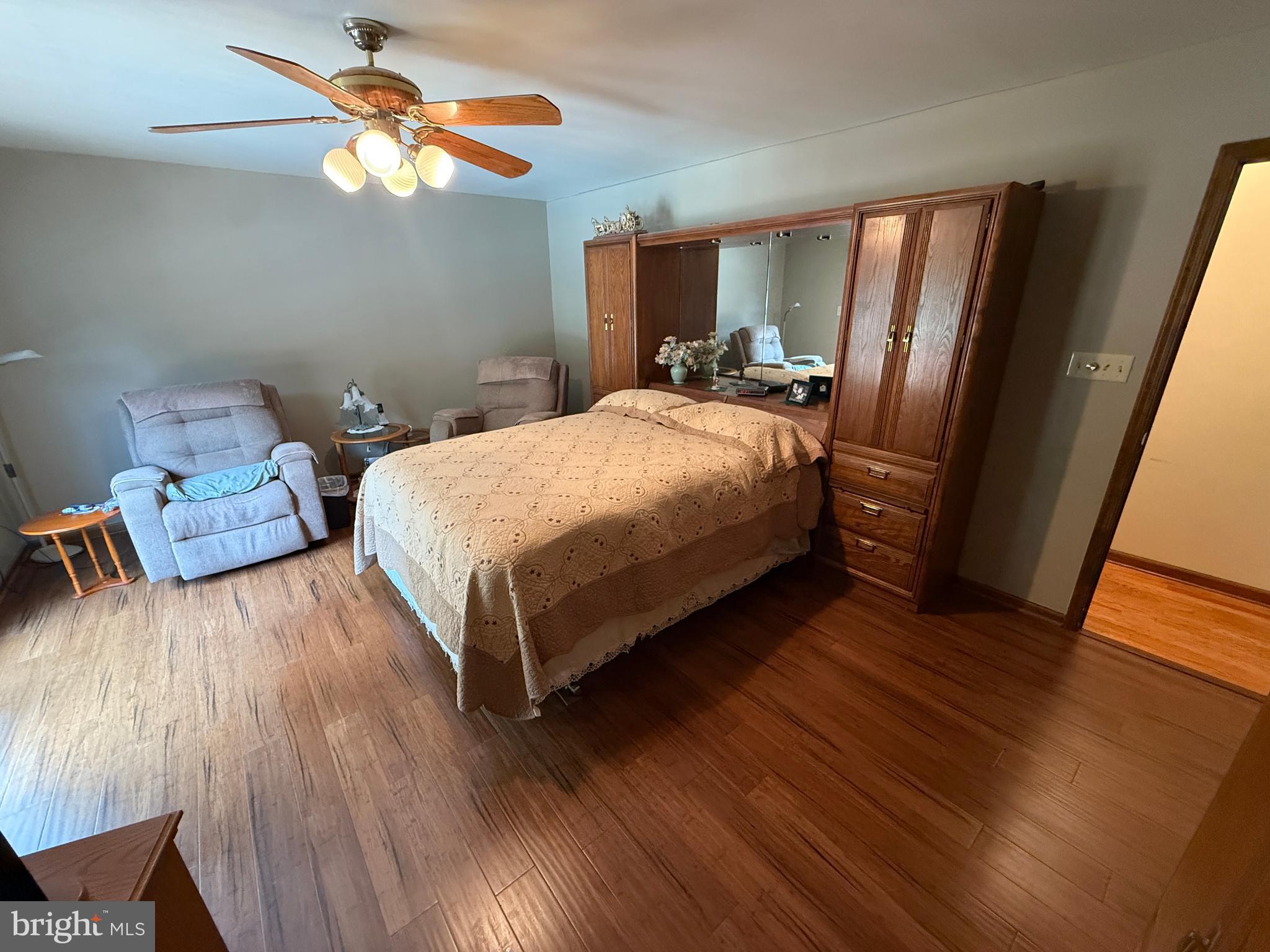 MILLVILLE - Residential