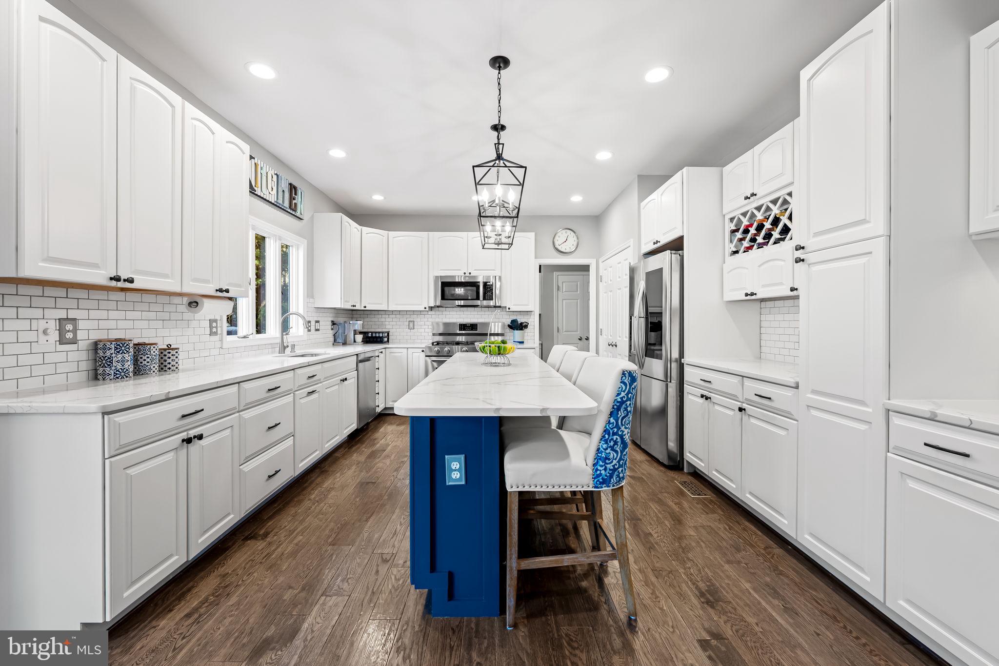 CRYSTAL SPRINGS ESTATES - Residential