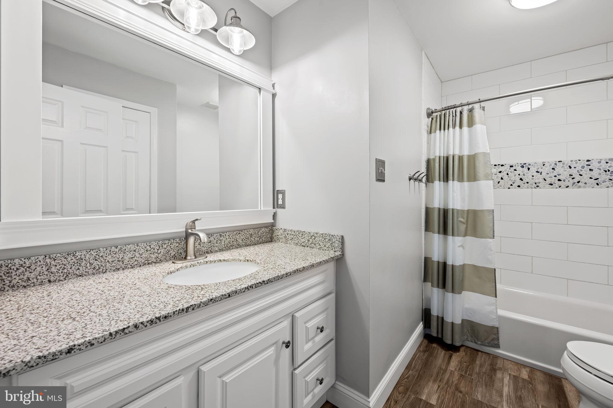 CRYSTAL SPRINGS ESTATES - Residential