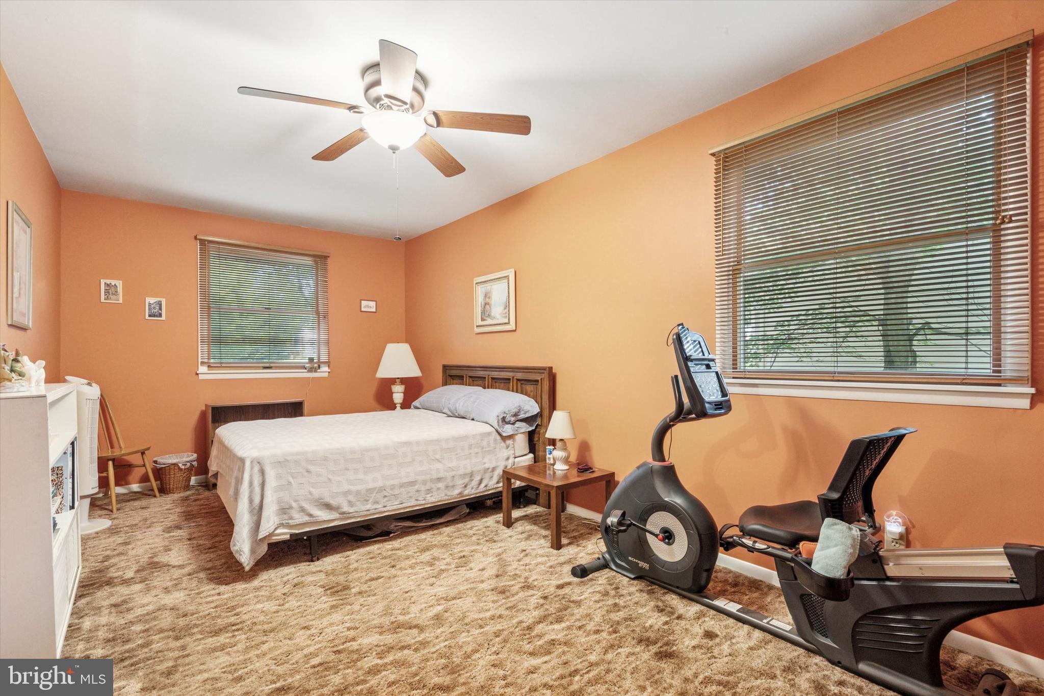 SUBURBAN GREENS - Residential