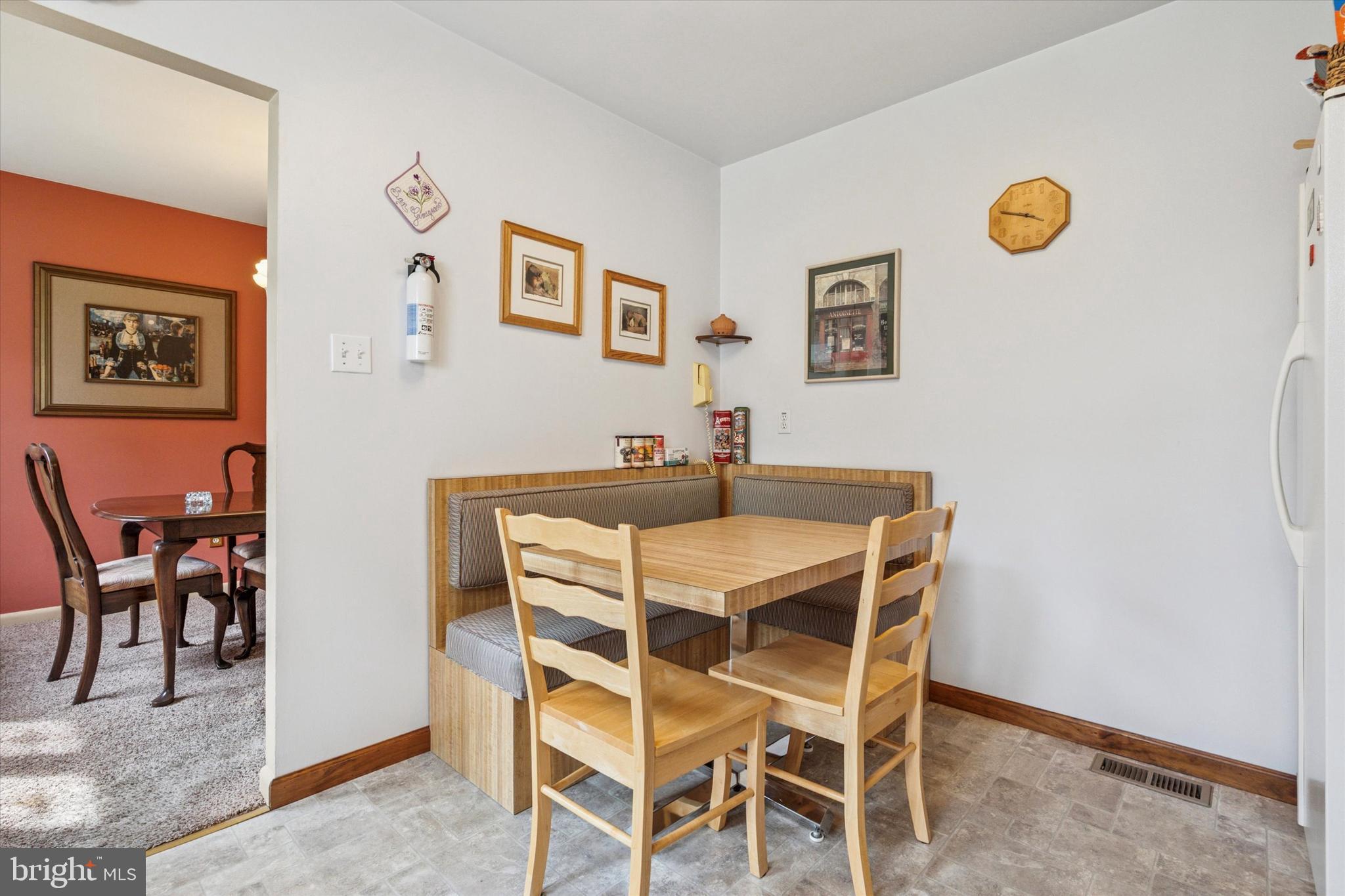 SUBURBAN GREENS - Residential