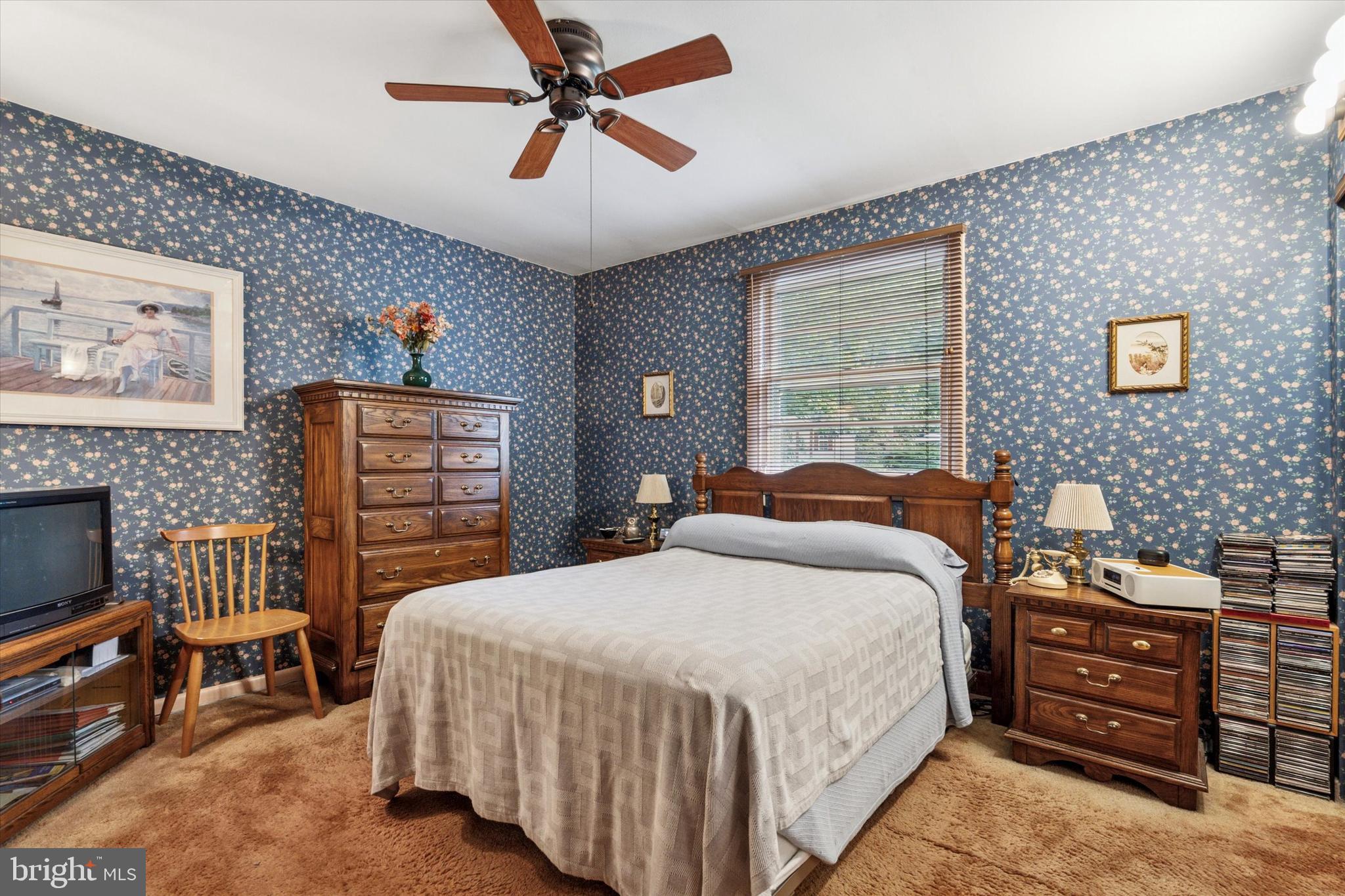 SUBURBAN GREENS - Residential