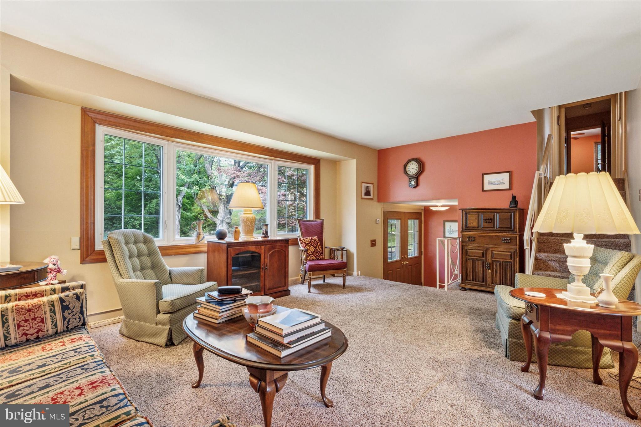 SUBURBAN GREENS - Residential