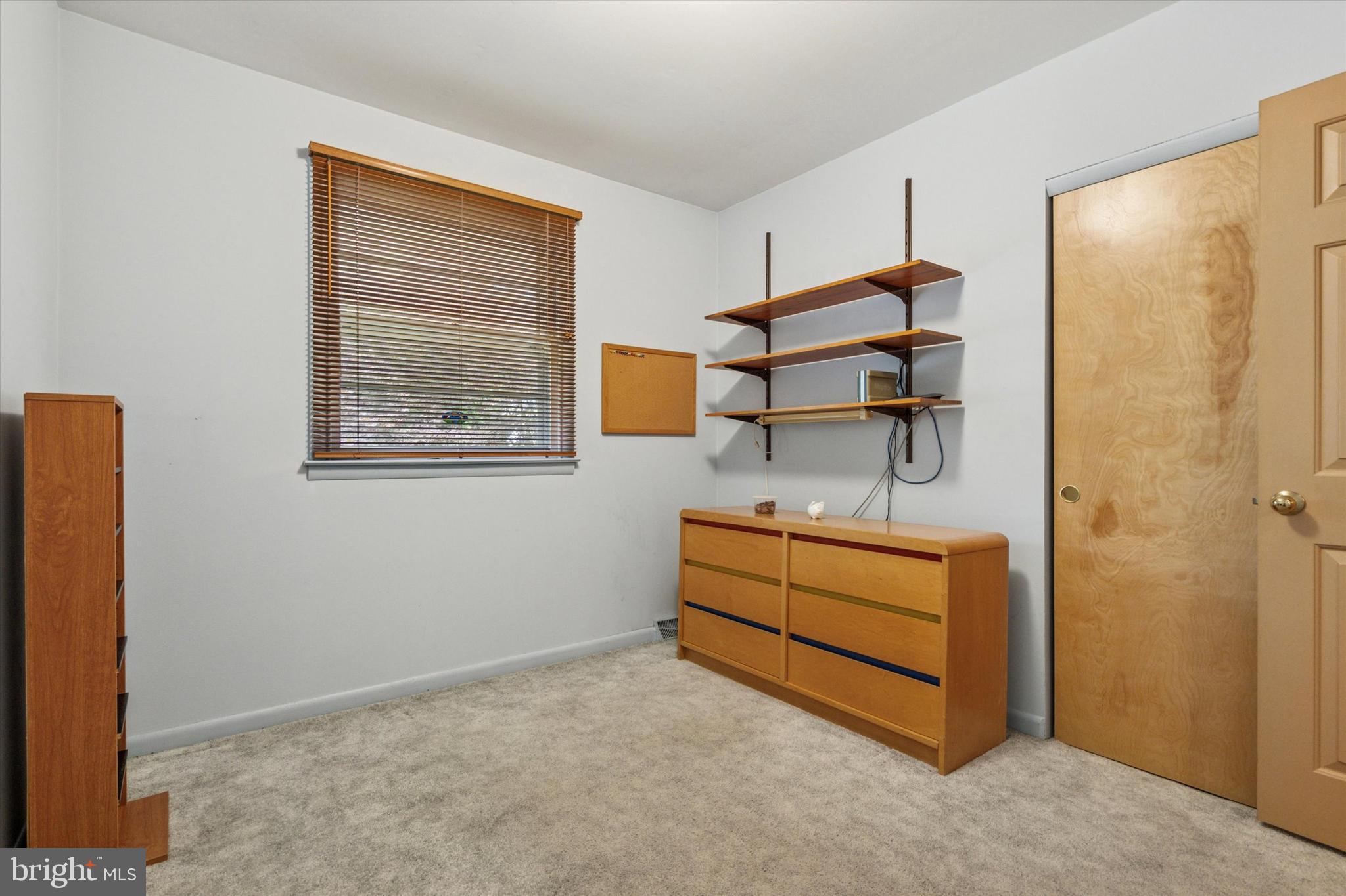 SUBURBAN GREENS - Residential