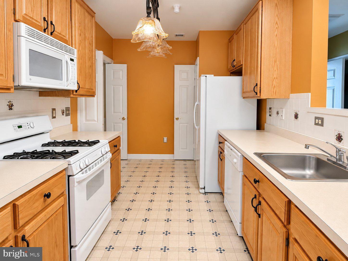 9602 DEVEDENTE DRIVE 103