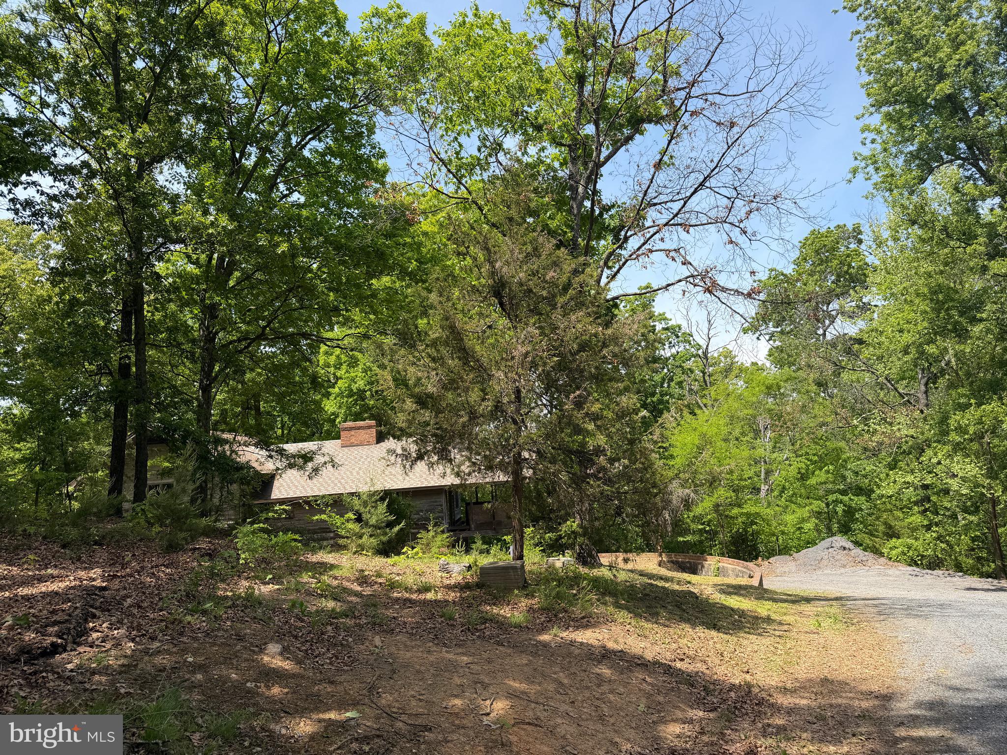 549 MOUNTAIN LAUREL DRIVE