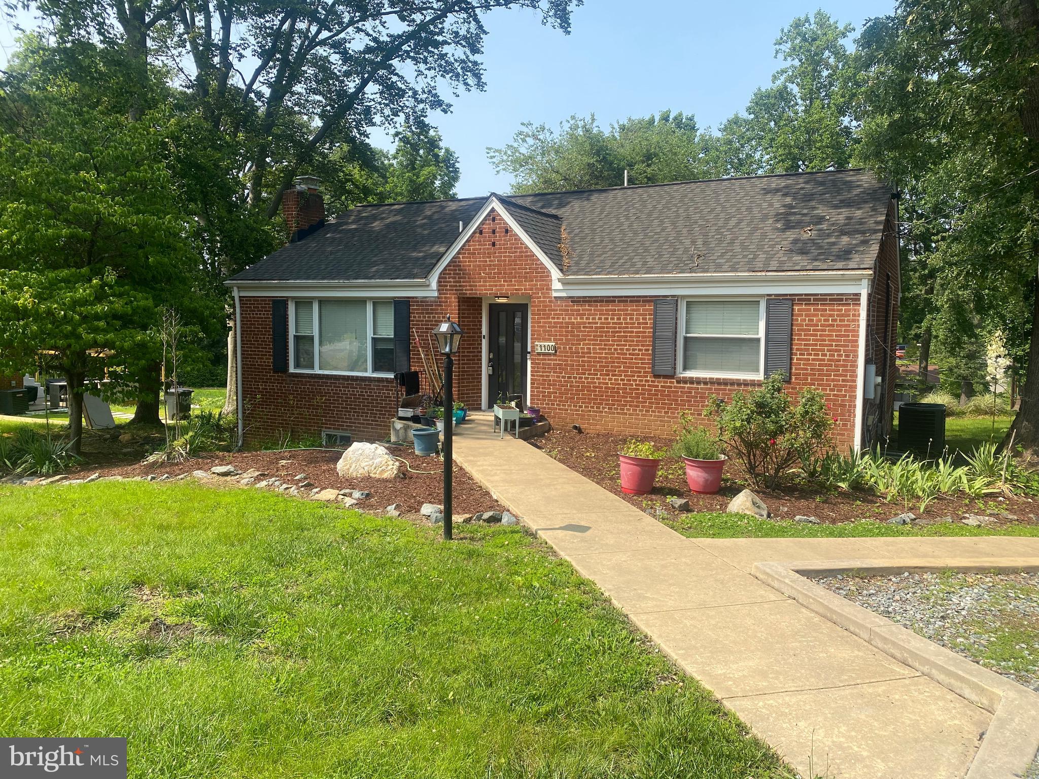 Tired of renting apartments with cramped living conditions? Come Rent this Cozy BASEMENT in a Detached Home in Fort Washington, MD! 2 bedroom, 1 Bath. Stainless Steel Appliances, Quartz Countertops, LVP Flooring with in-unit Washer/Dryer, paved walk-out & storage shed! Just minutes from parks, shops, groceries, Tanger Outlet, the Capital Beltway, 295 into D.C. & the Woodrow Wilson Bridge into Virginia. Pets considered on a case-by-case basis. Rent Spree Application $50. Decent Credit, Good Rental History, Good Criminal History, 2.5-3 times Rent in Income Required. Property is currently tenant occupied, showings 12:00pm - 4:00pm Weekdays & 10:00am - 2:00pm Weekends, available for move-in September 1.