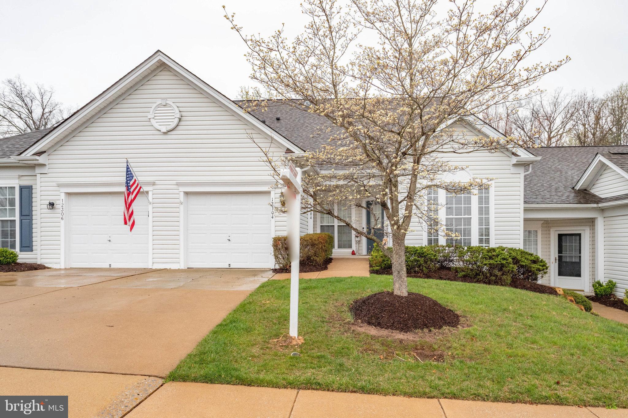 RIVER RIDGE - Residential