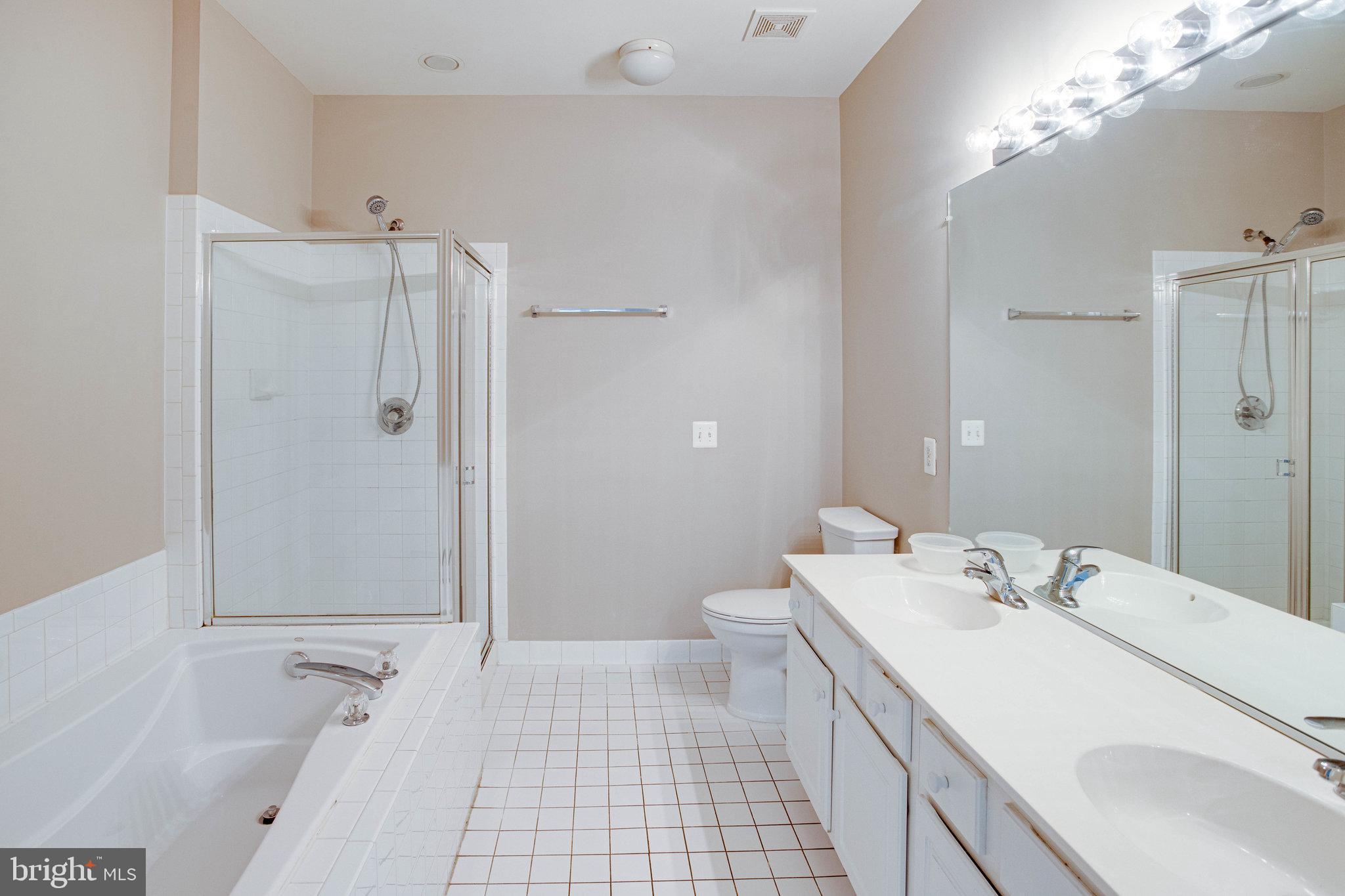 RIVER RIDGE - Residential