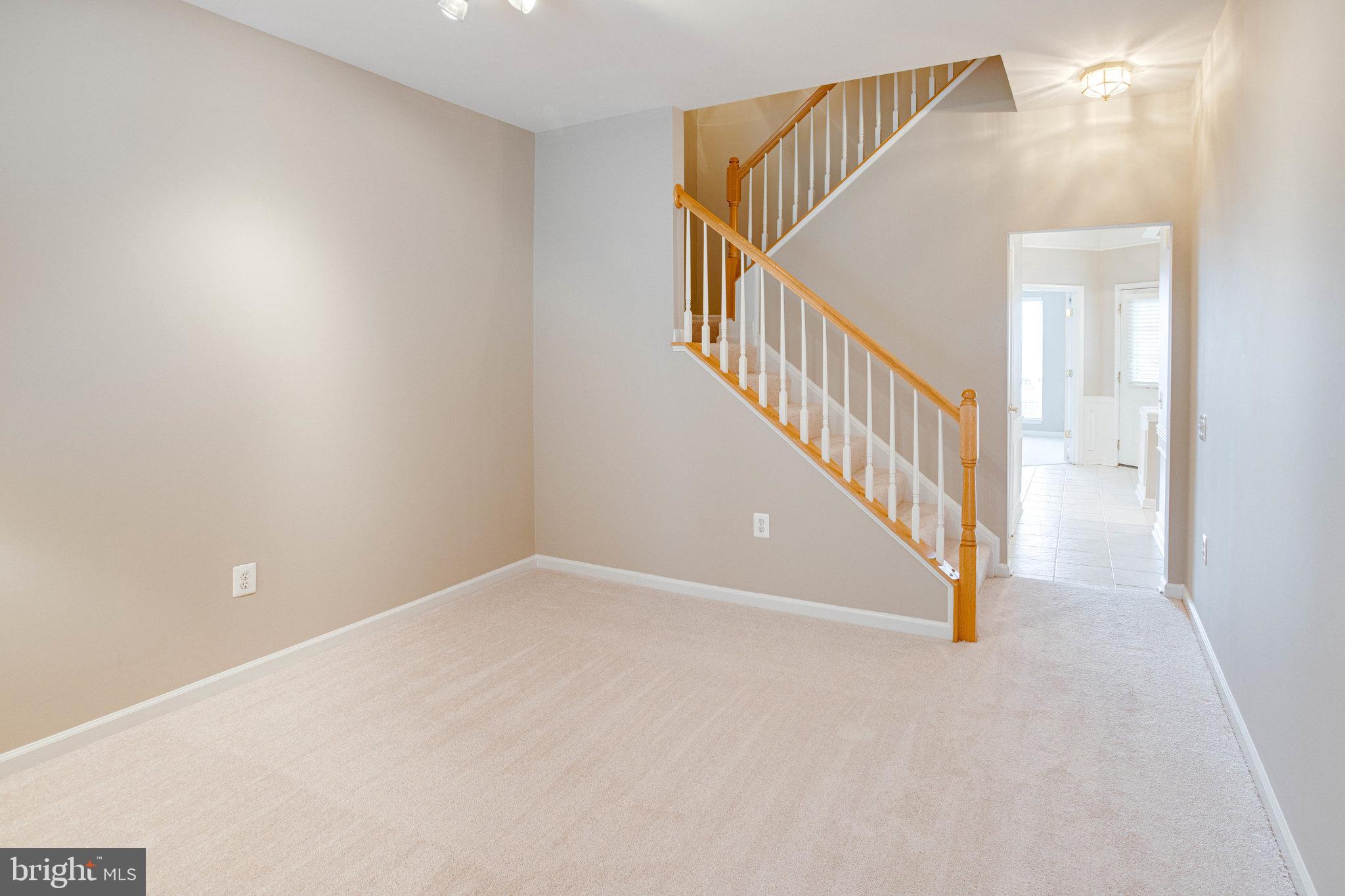 RIVER RIDGE - Residential