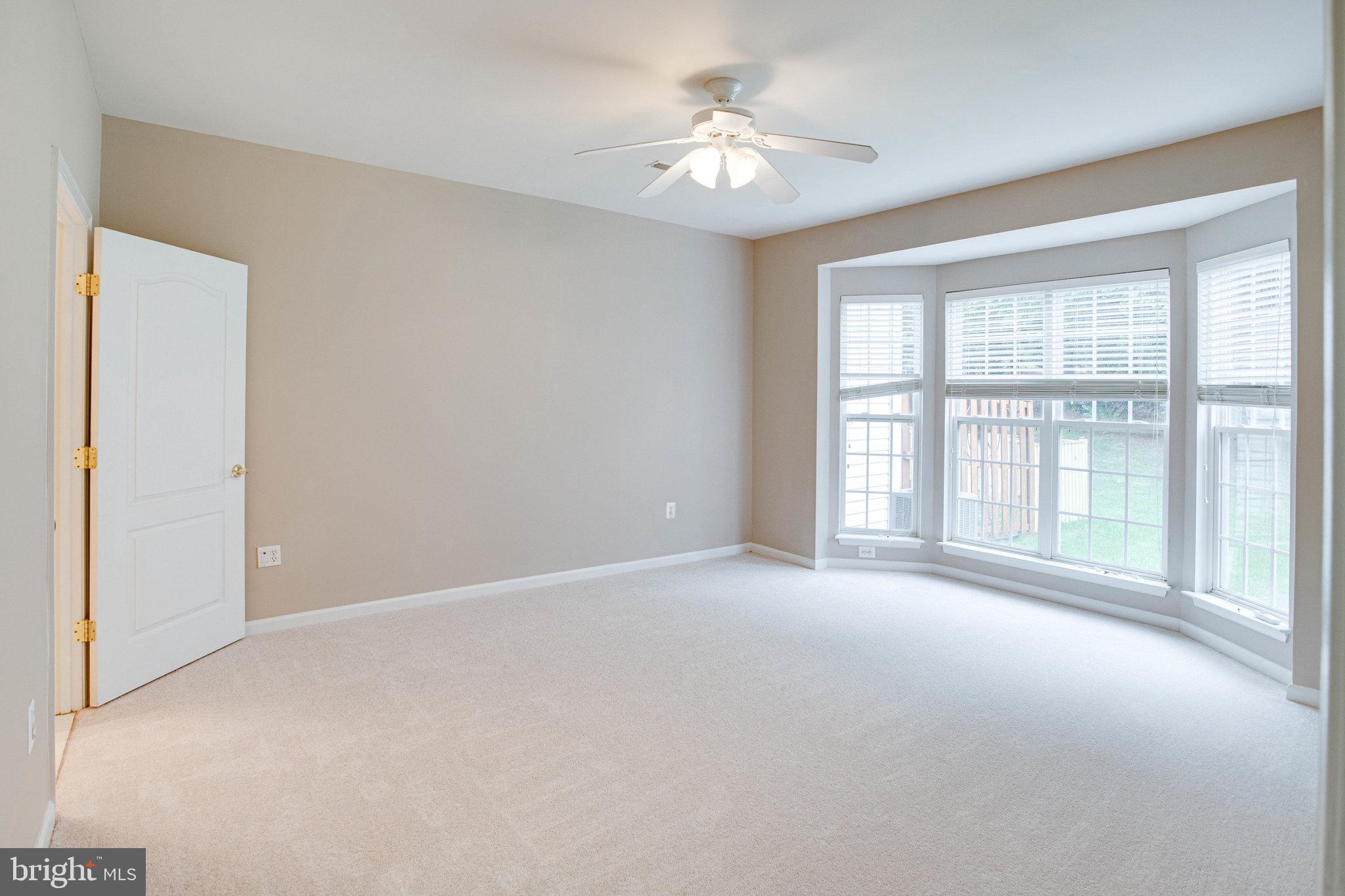 RIVER RIDGE - Residential