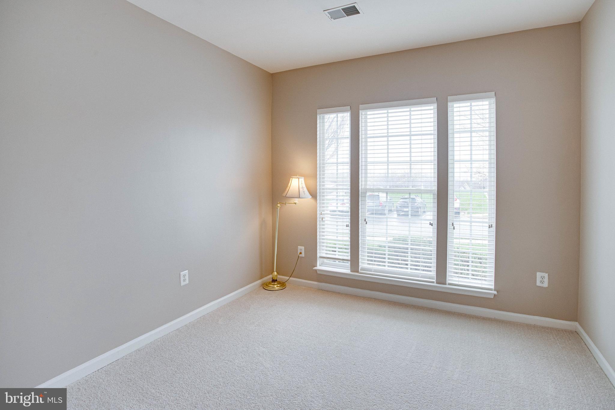 RIVER RIDGE - Residential