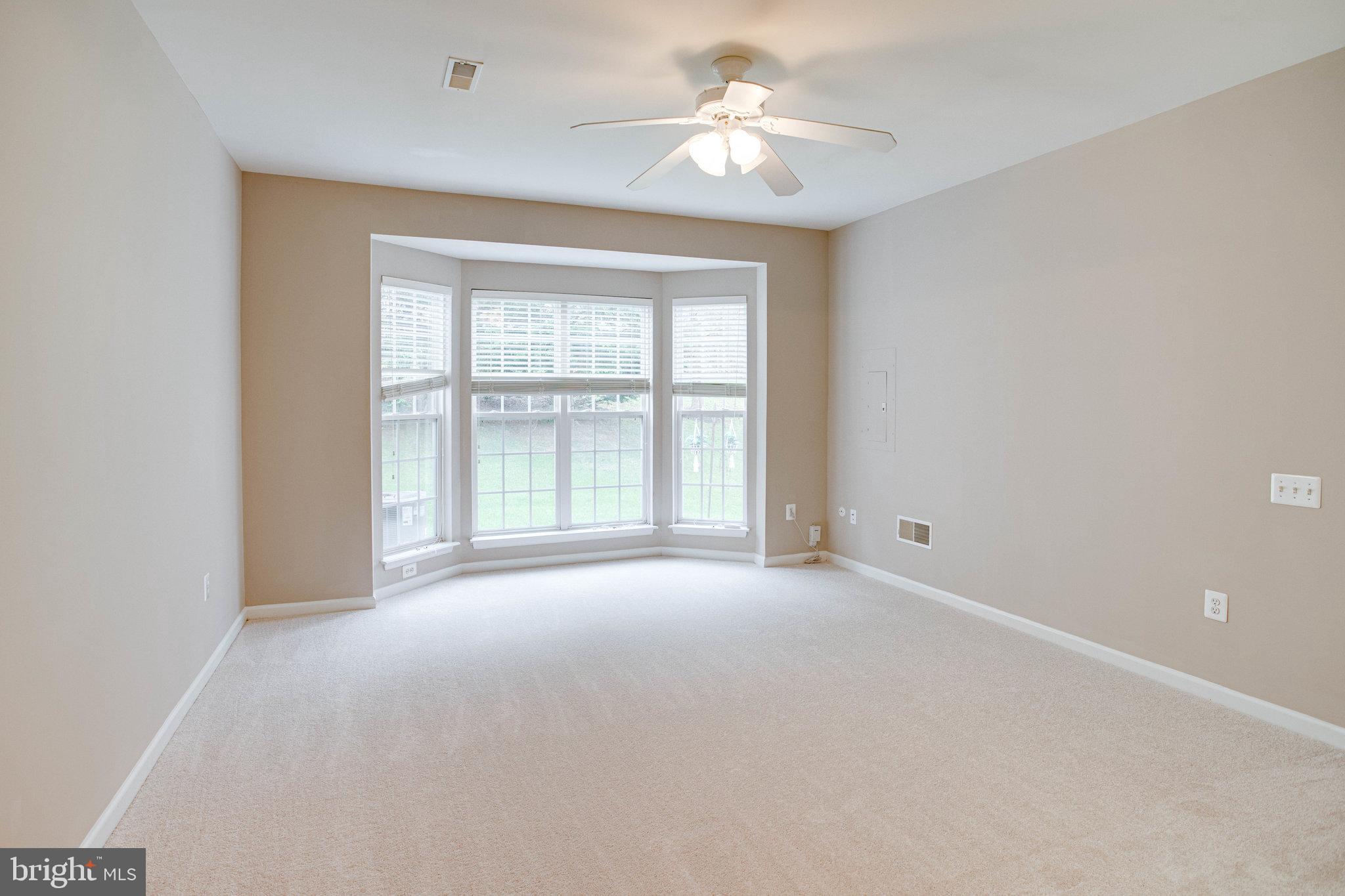 RIVER RIDGE - Residential